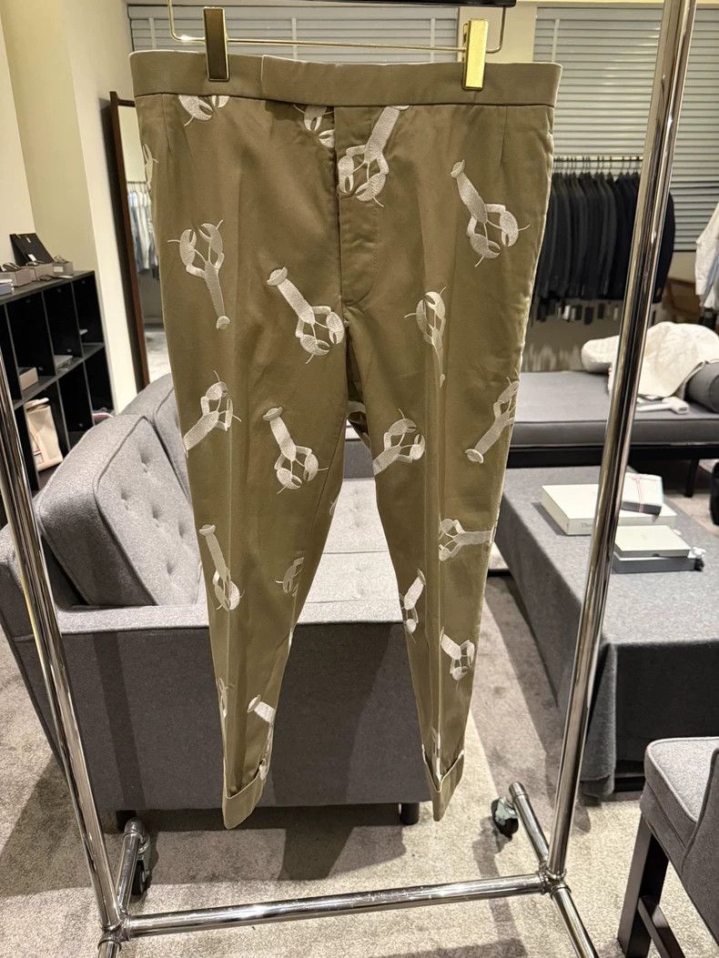 Thom Browne Rare Thom Browne Khaki Embroidered Casual Pants-dmc Size US 30 / EU 46 - 1 Thumbnail