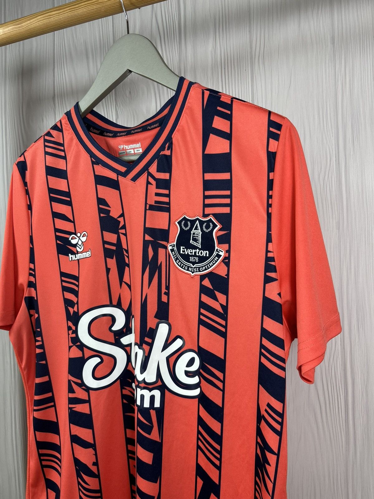 Hummel Everton FC 2023-24 Away Soccer Jersey Size M Hummel Size US M / EU 48-50 / 2 - 2 Thumbnail