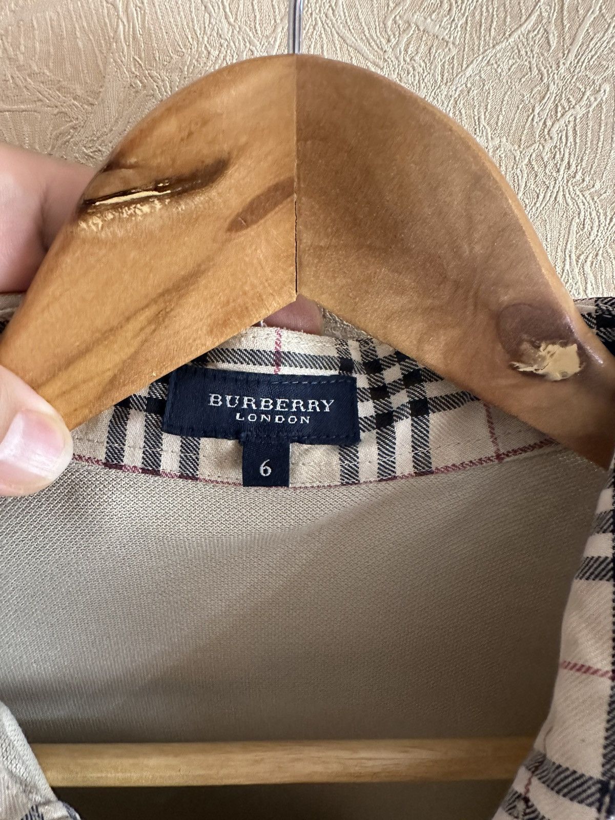 Burberry Burberry polo size M vintage Size US M / EU 48-50 / 2 - 4 Thumbnail