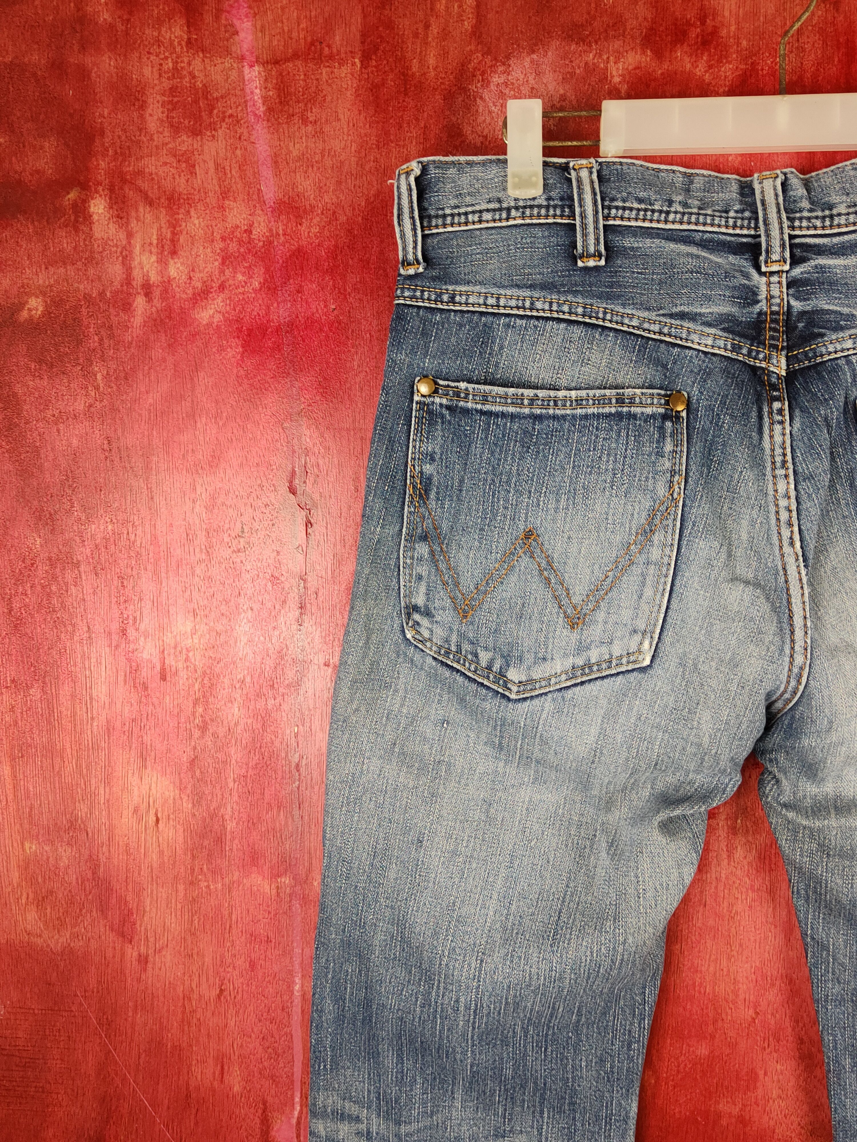 Vintage Wrangler Blue Faded Distressed Ripped Jeans #S1702 Size US 32 / EU 48 - 8 Thumbnail
