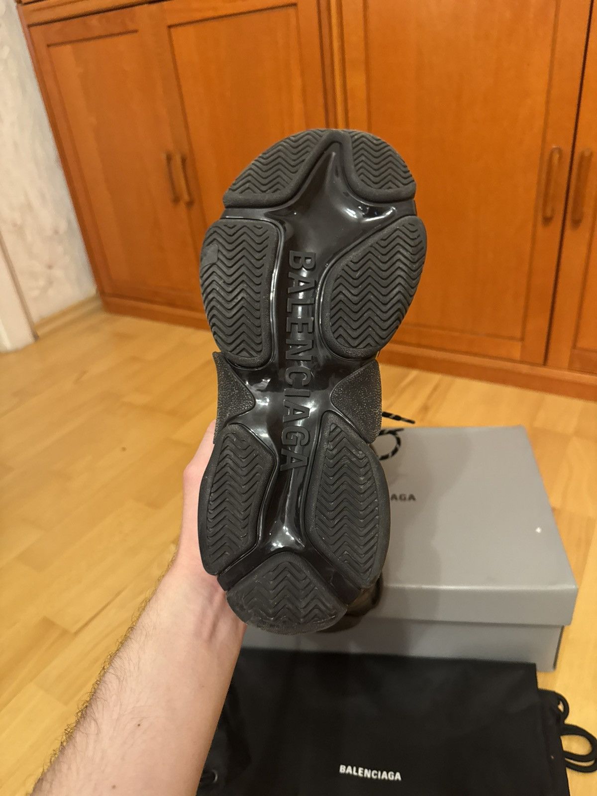 Balenciaga Balenciaga Triple S Triple Black Size US 7 / EU 40 - 9 Thumbnail