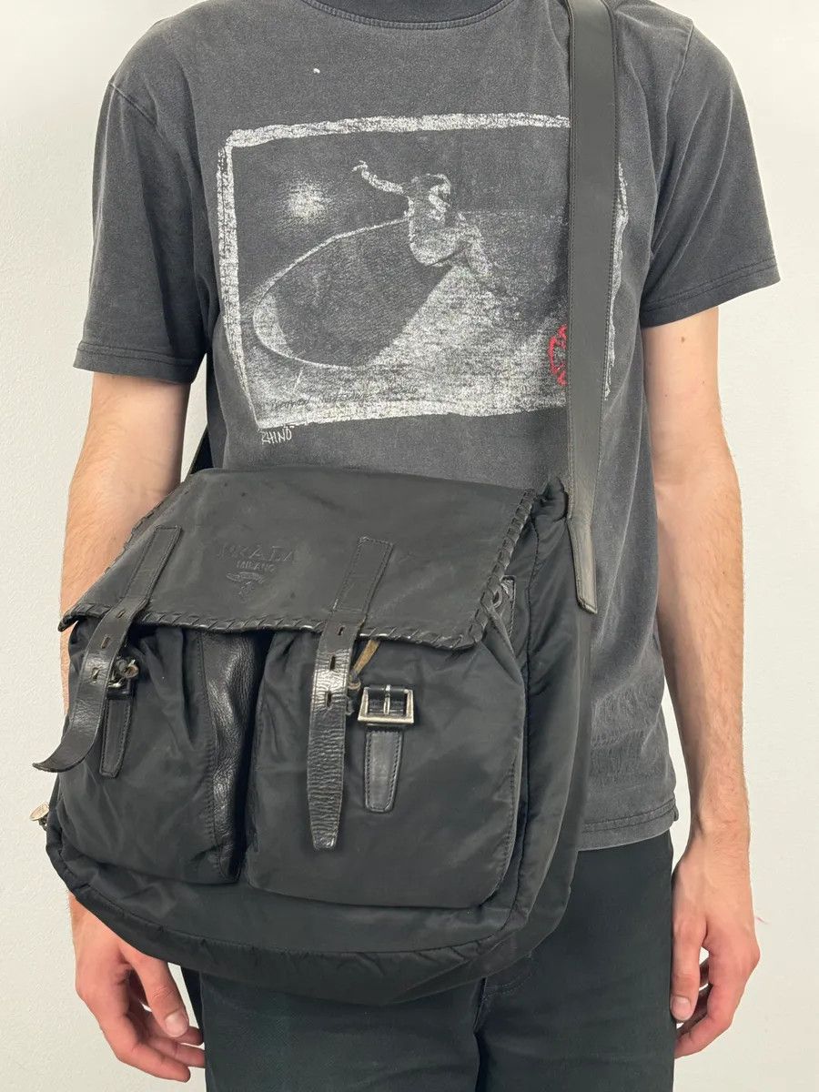 Prada 2000s Prada Black Buckles Nylon & Leather Messenger Bag Size ONE SIZE - 5 Thumbnail