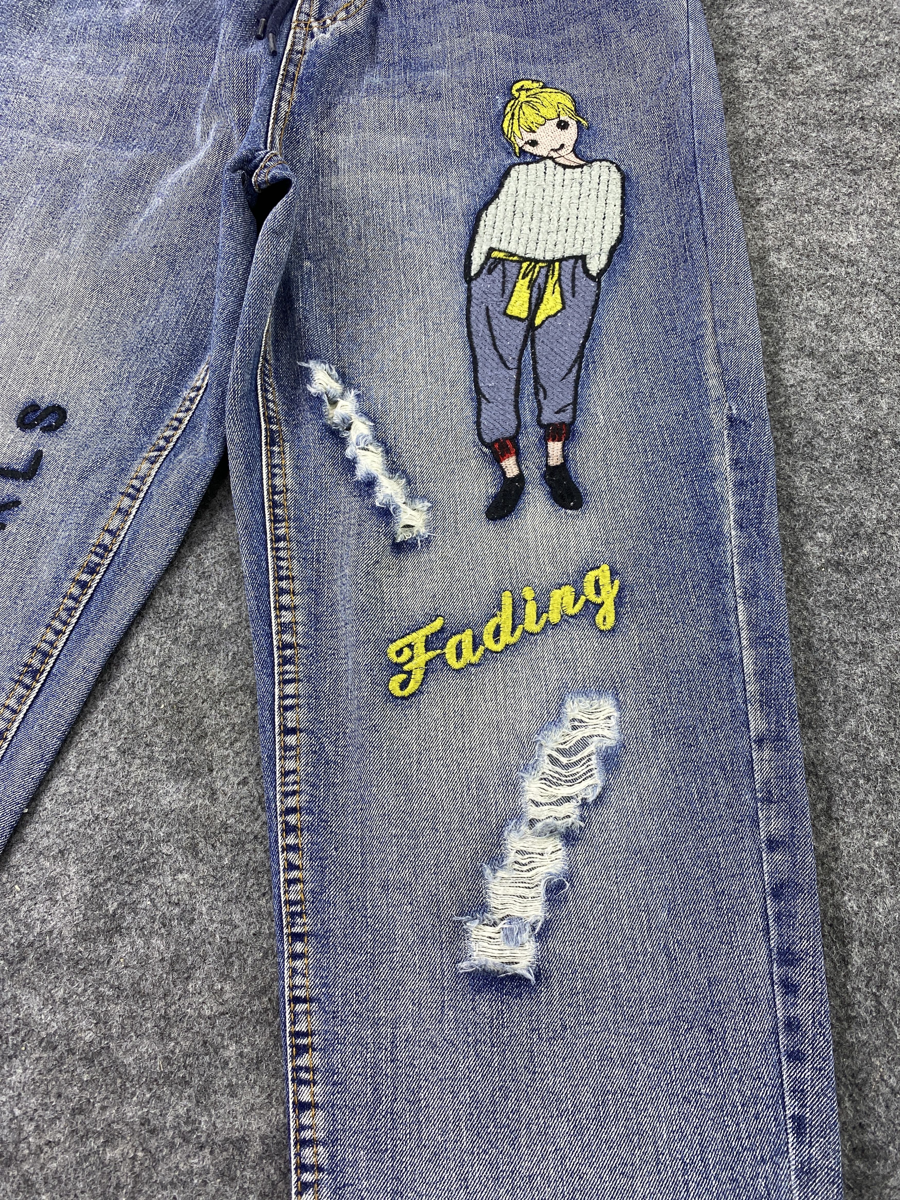 Japanese Brand Japanese Brand Distressed Joggers Denim - J1050 Size 24" / US 00 / IT 34 - 8 Thumbnail