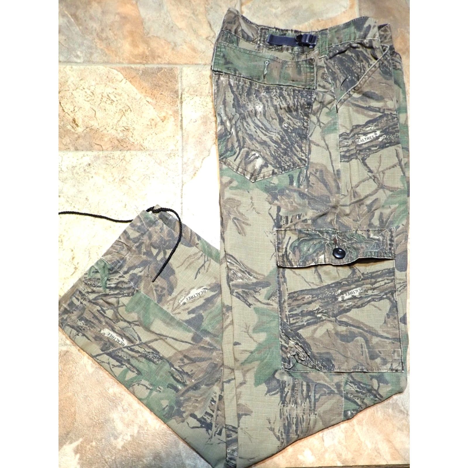 Vintage VINTAGE Realtree Camo Cargo Pants Men 29x29 (Small) Ripstop 80s 90s Made in USA Camo Cargo Pants (PRG) Size US 29 - 2 Thumbnail