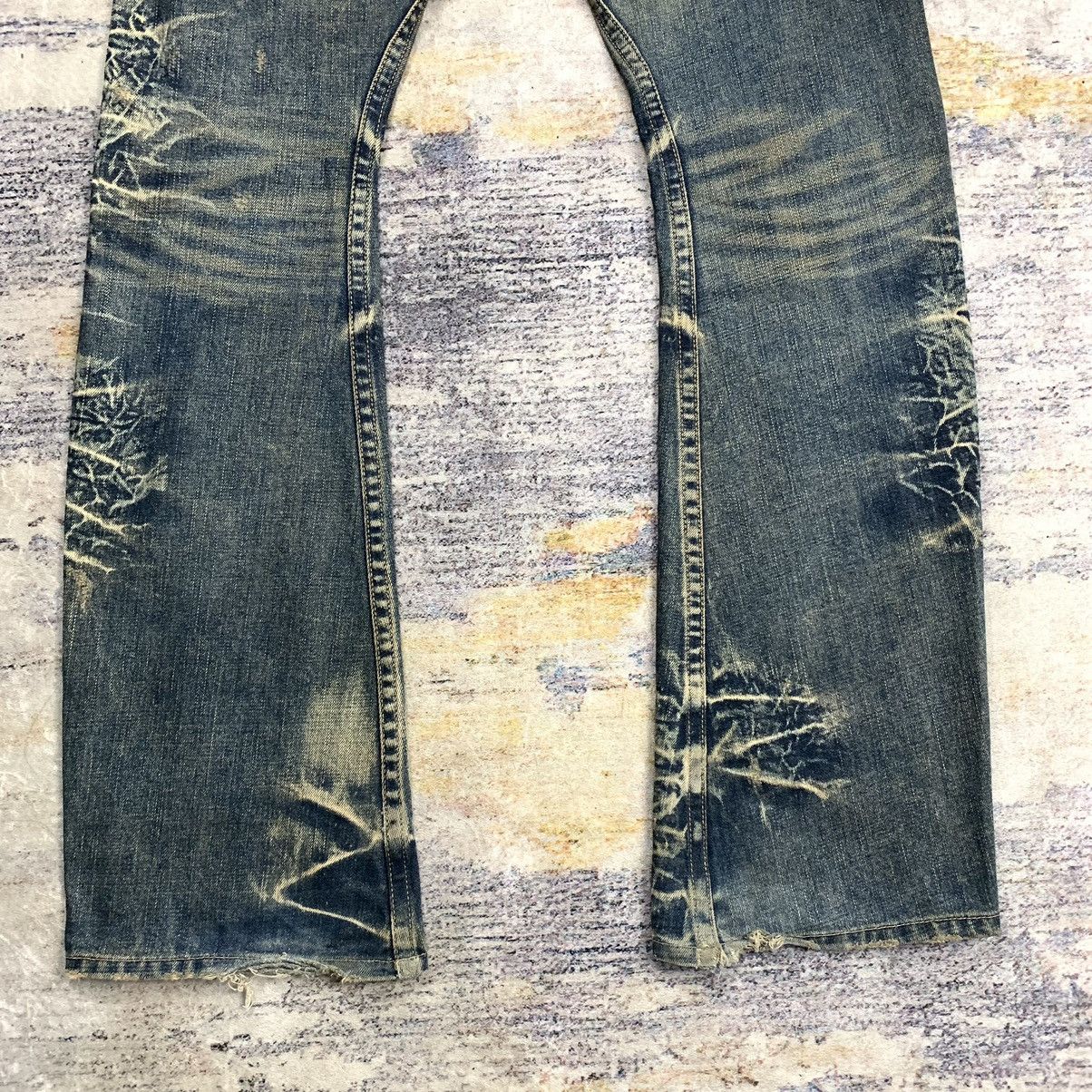 Japanese Brand Rattle trap mud wash flared distressed denim pants Size US 31 - 11 Thumbnail