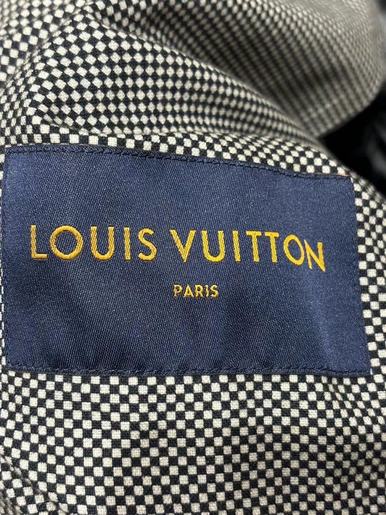 Louis Vuitton Louis Vuitton Black nigo logo mountain aviator casual hoode Size US M / EU 48-50 / 2 - 2 Thumbnail