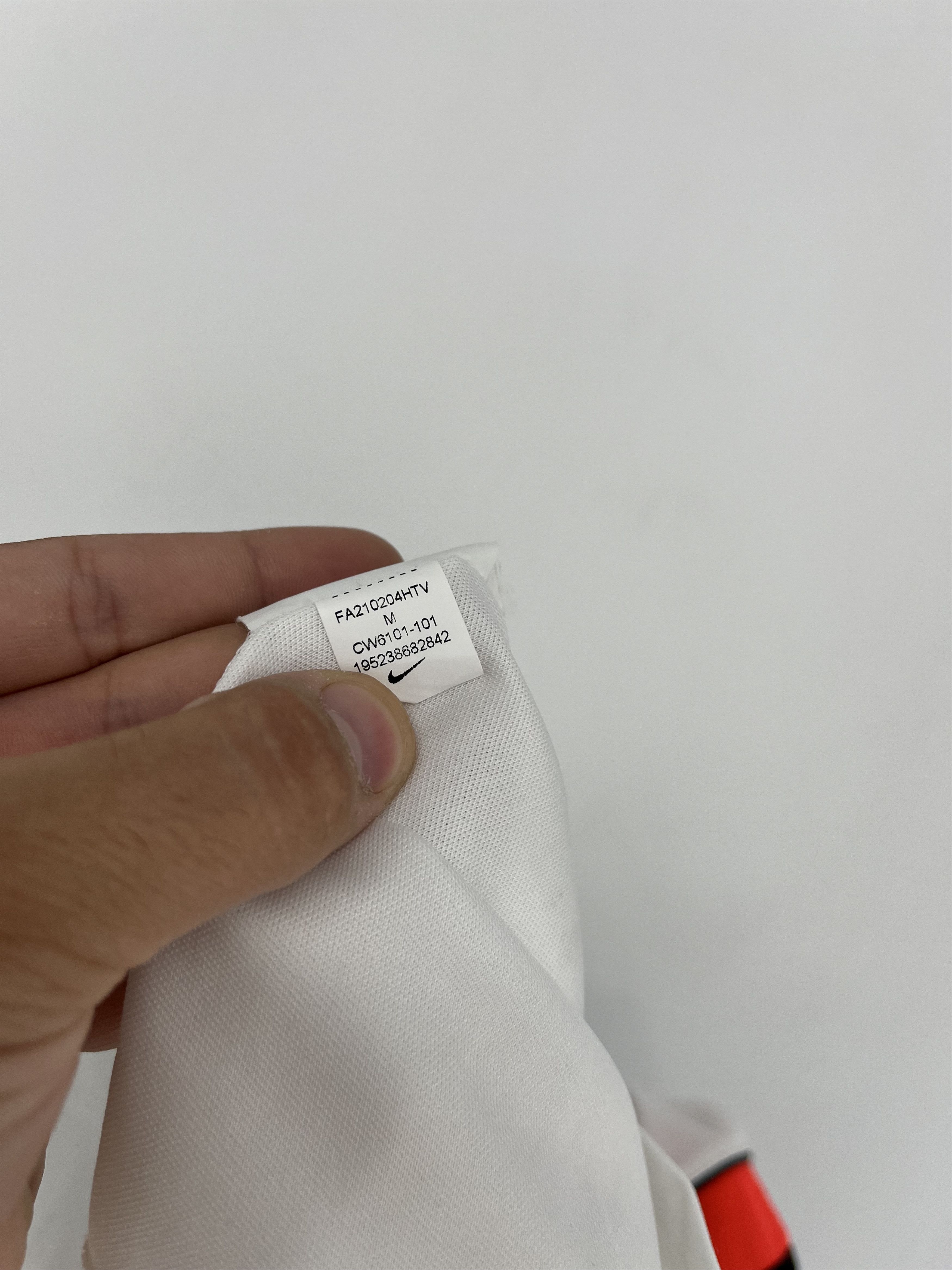 Nike × Vintage Vintag Nike Dri-FIT Swoosh Logo Tee Travis Scott Style Size US M / EU 48-50 / 2 - 11 Thumbnail