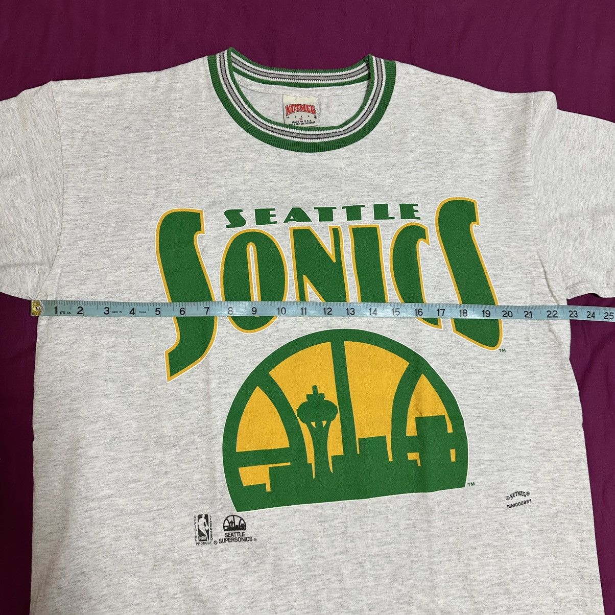 Nutmeg Vintage Seattle Sonics T Shirt XL Nutmeg Mills Supersonics Size US XL / EU 56 / 4 - 6 Thumbnail