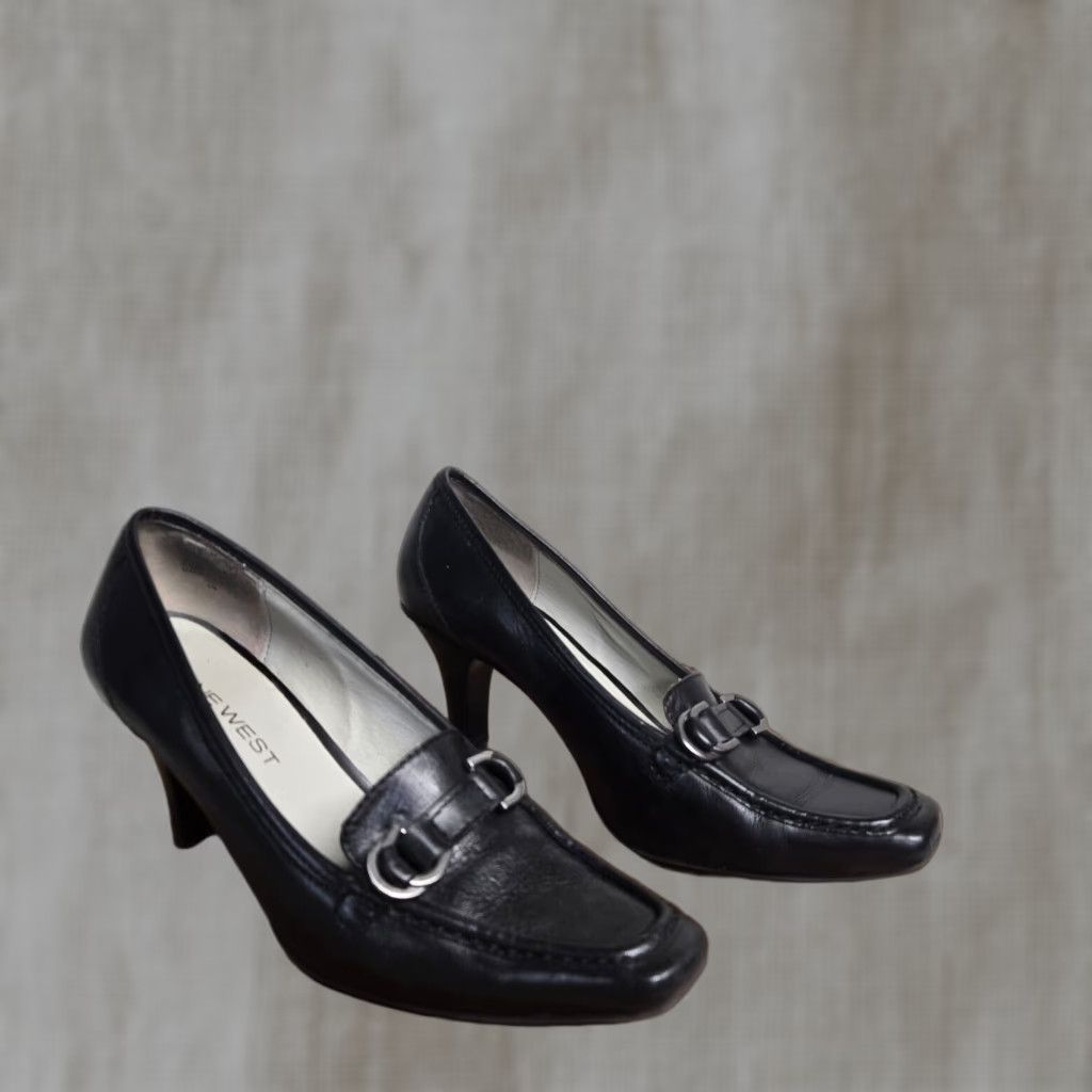 Nine West VINTAGE Nine West Black Patent Leather Pump Heels Women's Size 6M High Heel Classics Size US 6 / IT 36 - 1 Thumbnail