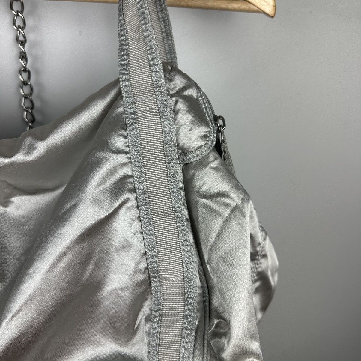 Nike Vintage Nike Silver Nylon Bag Size ONE SIZE - 21 Thumbnail