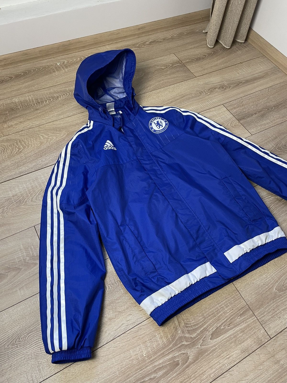 Adidas CHELSEA 2015-16 TRAINING FOOTBALL SOCCER ALL WEATHER JACKET Size US M / EU 48-50 / 2 - 2 Thumbnail