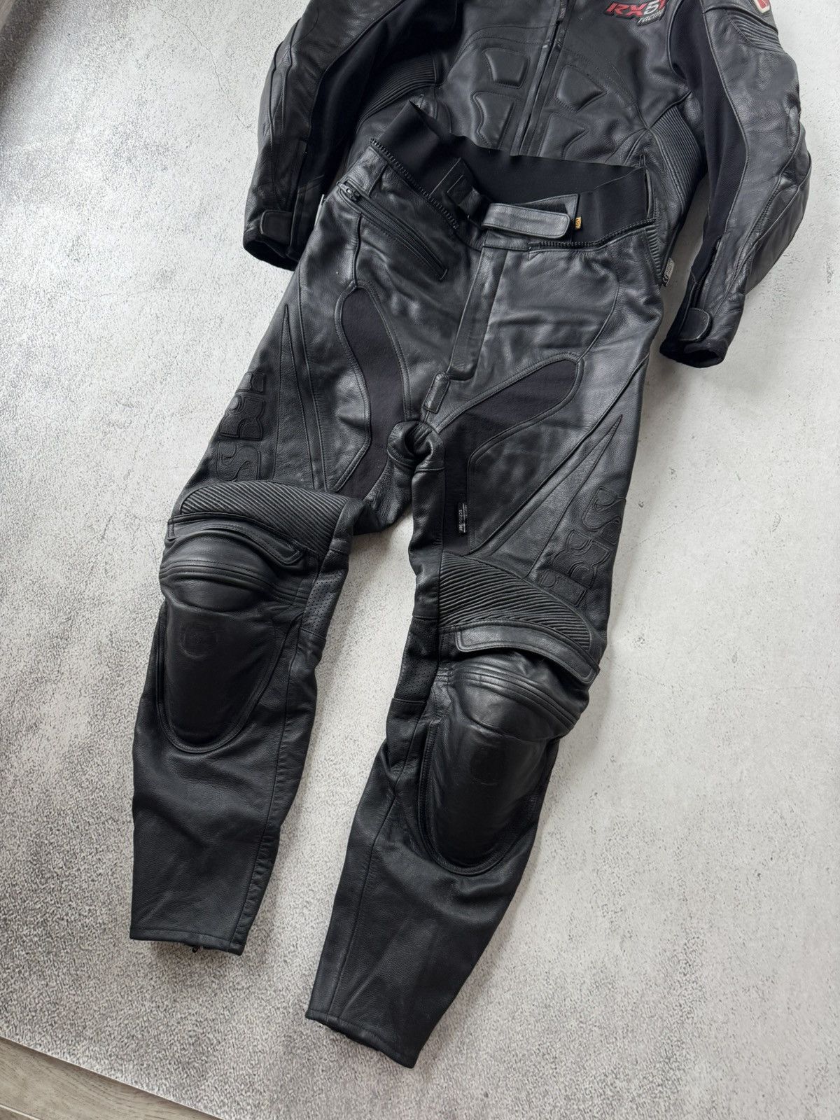 Leather IXS RX5T Vintage Motorcycles Racing Armour Leather Suit Size US M / EU 48-50 / 2 - 12 Thumbnail