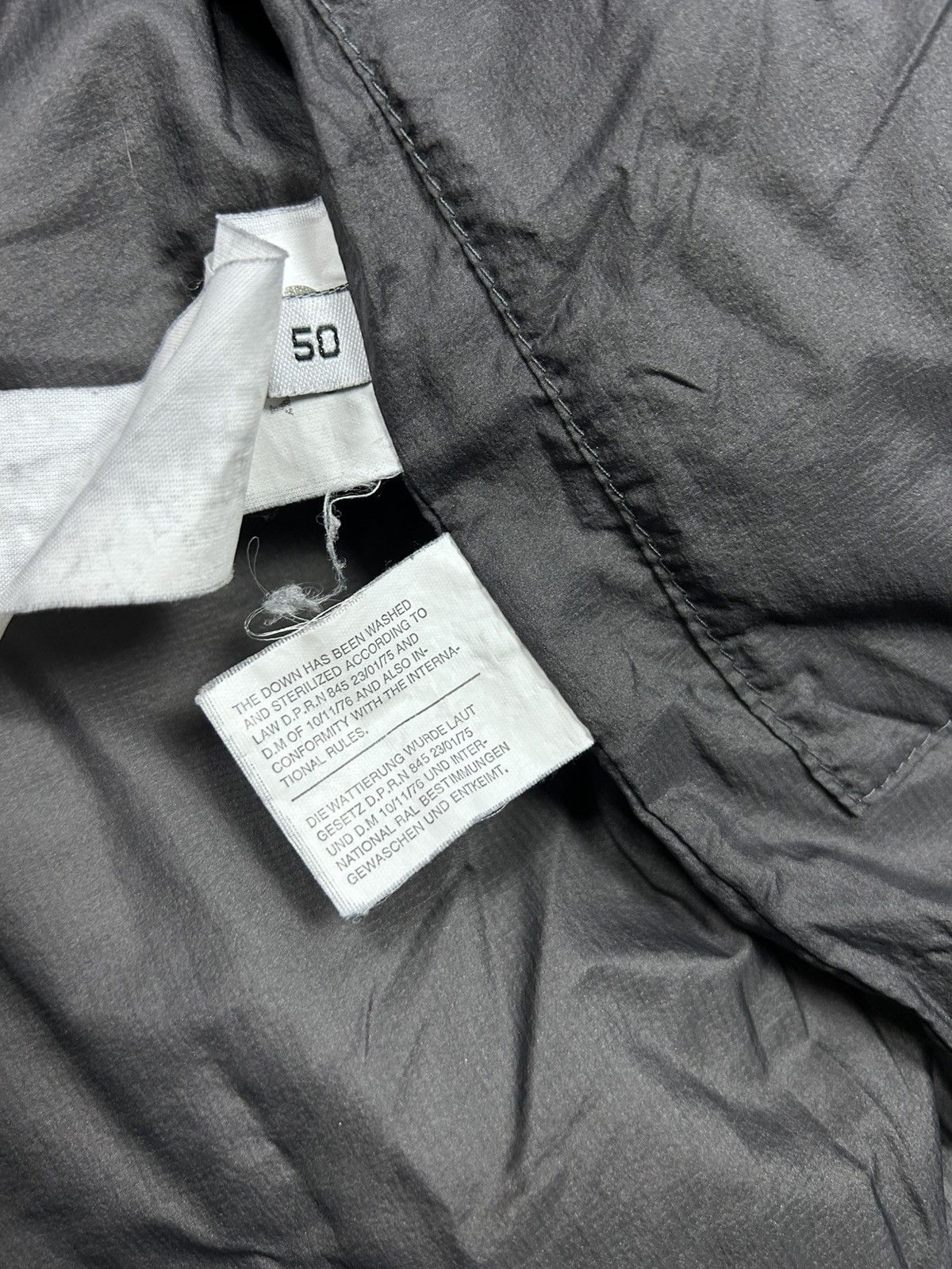 C.P. Company × Vintage C.P. Company down jacket vest navy gillet archive with badge Size US M / EU 48-50 / 2 - 9 Thumbnail