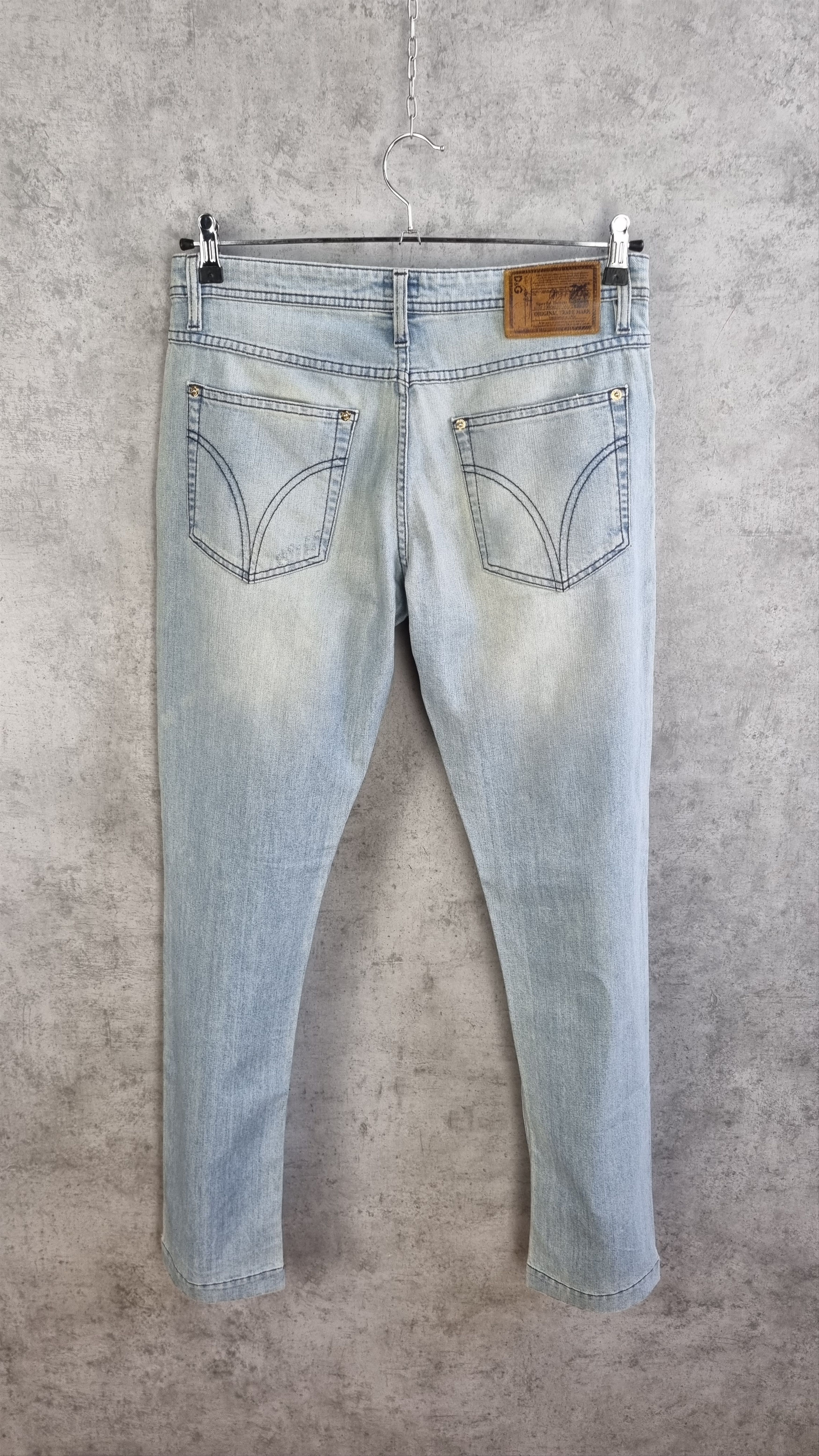 Dolce & Gabbana New Dolce Gabbana Stylish Relaxed Straight Light Soft Jeans Size US 28 / EU 44 - 16 Thumbnail