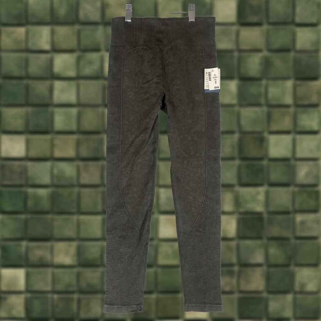 Vintage Aero Leggings Skinny Ankle Seamed High Rise Waist Women's M Olive Green NWT Athletic Gym High Rise Leggings Size 32" / US 10 / IT 46 - 1 Thumbnail