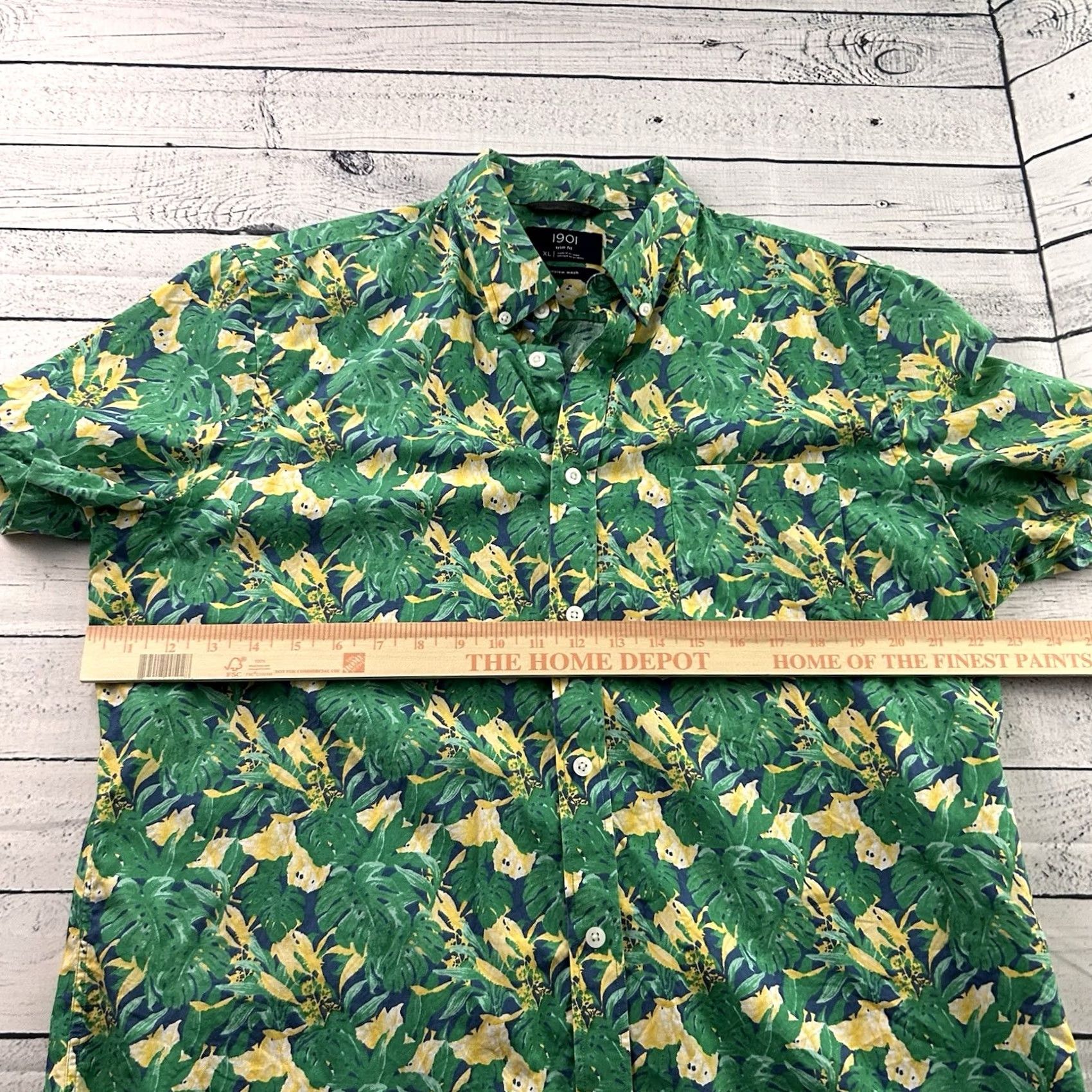 Vintage 1901 Trim Fairview Floral Hawaiian Button-Up Short Sleeve Shirt XL Men Green 1901 Hawaiian Shirt Mens XL Floral Button Front Short Sleeve Size US XL / EU 56 / 4 - 4 Thumbnail