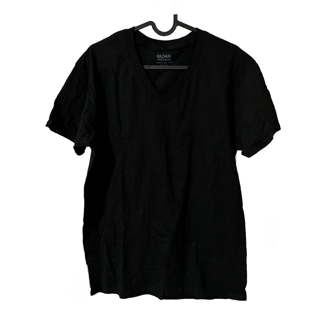 Gildan V-Neck T-Shirts Tagless Grey/black (38-40) Moisture wicking Size US M / EU 48-50 / 2 - 9 Thumbnail
