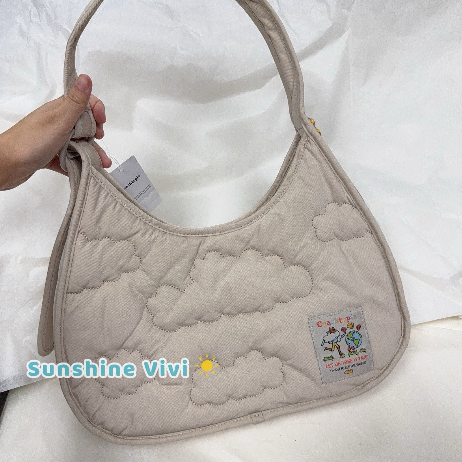 Coach NWT Coach CV875 Coachtopia Loop Ergo Bag Cloud Quilting Size ONE SIZE - 2 Thumbnail