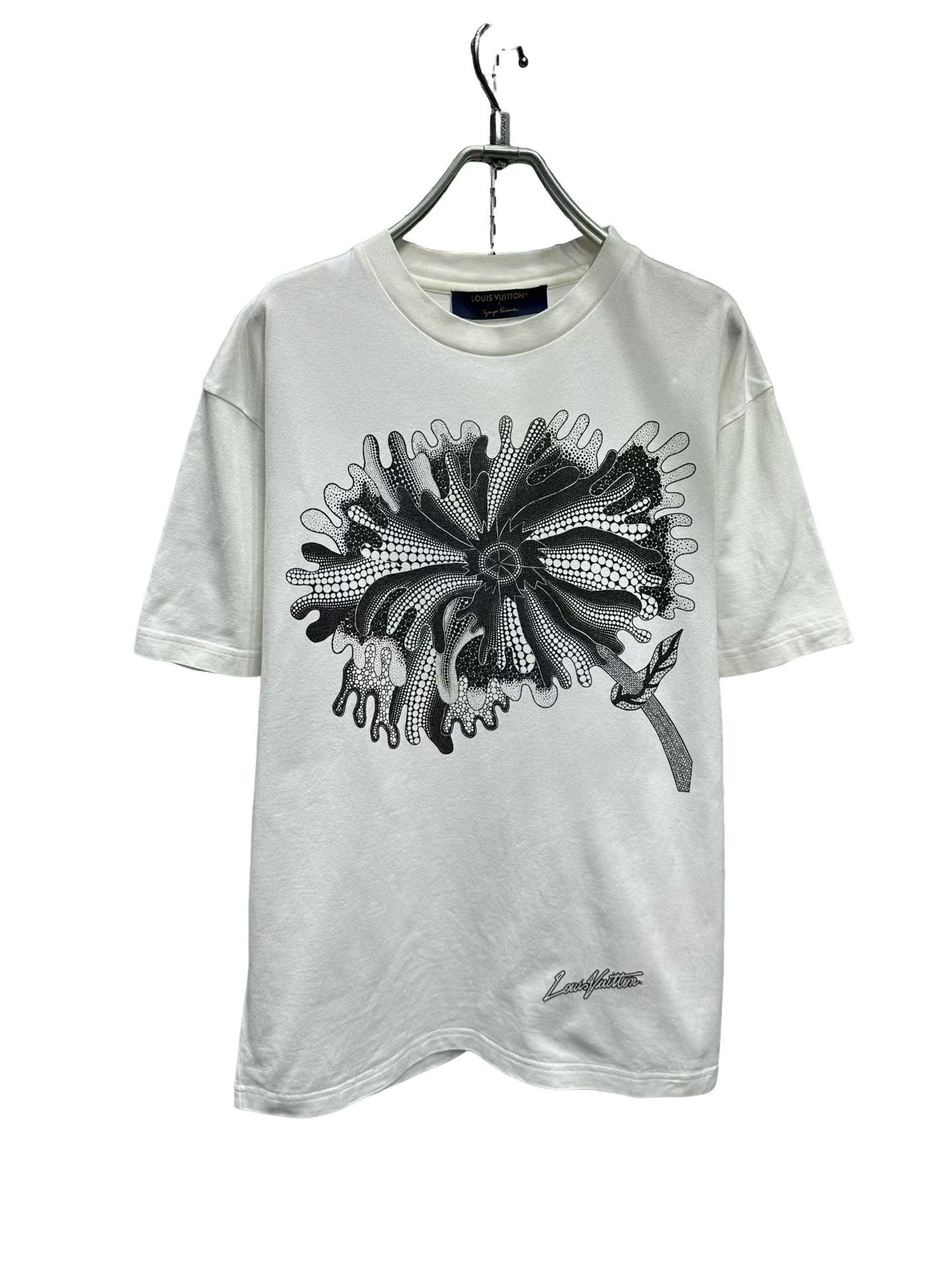 Louis Vuitton Louis Vuitton x Yayoi Kusama Floral T-Shirt S Size US S / EU 44-46 / 1 - 1 Thumbnail