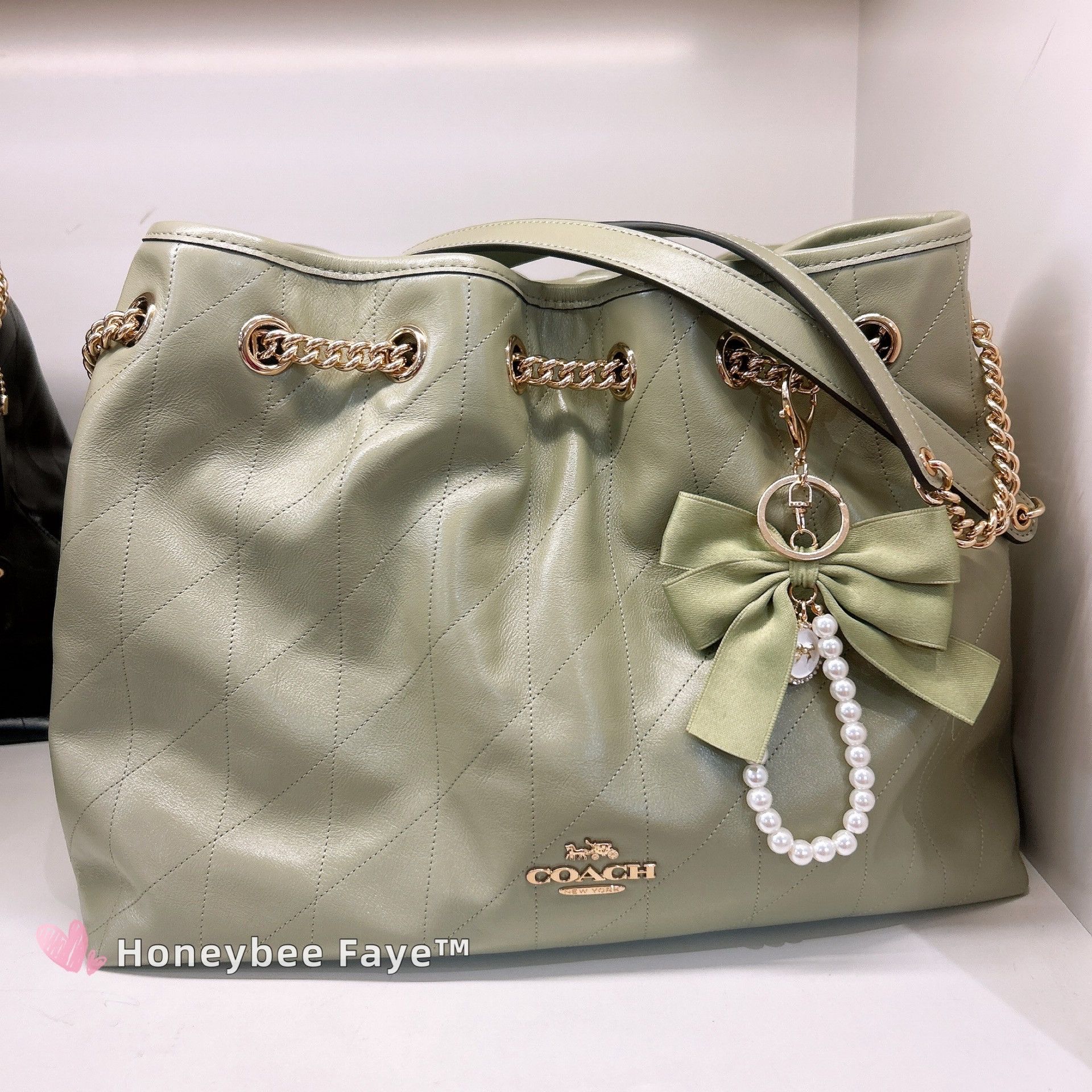 Coach Evelyn Shoulder Bag With Quilting CDR00 Size ONE SIZE - 1 Thumbnail