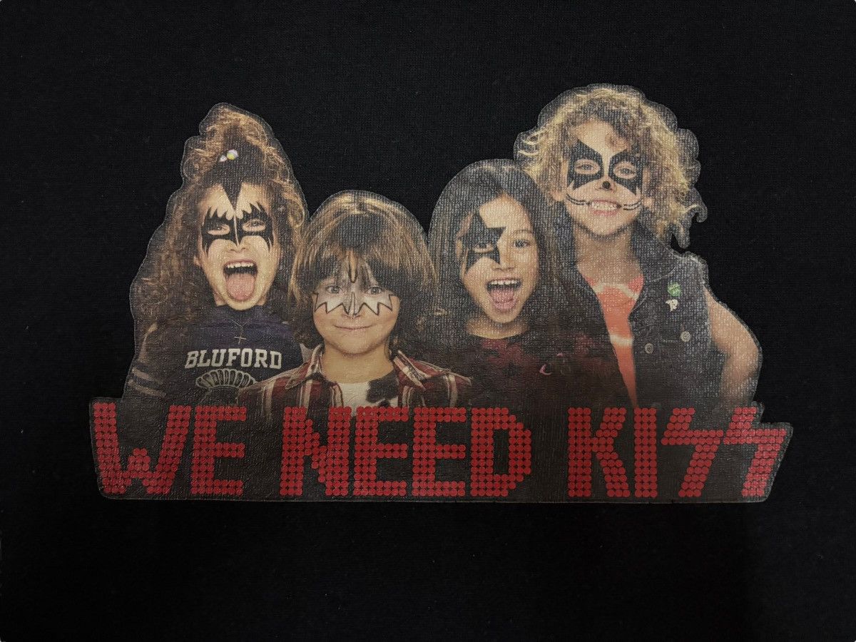 Band Tees × KISS Vintage KISS Band We Need Kiss Printed Hoodie Size US L / EU 52-54 / 3 - 9 Thumbnail