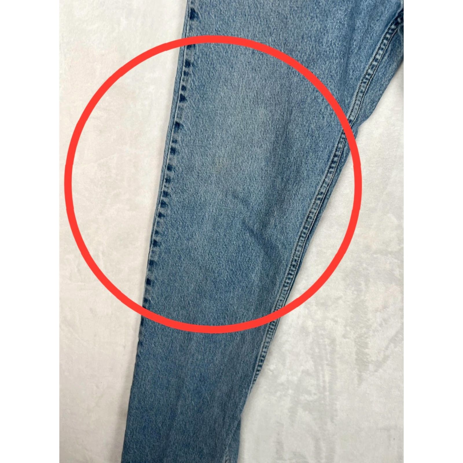 Denime VTG Tommy Jeans Jeans Straight Mens 33x32 Blue Light Wash Denim Distressed 5-Pocket Logo Patch Distressed Style Vintage Modern Straight Leg Mens Jeans Size US 33 - 4 Thumbnail