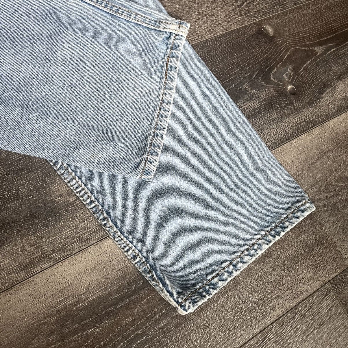 Levi's Vintage Levi’s 505 Light Blue Regular Fit Denim Jeans 34x30 Size US 34 / EU 50 - 6 Thumbnail