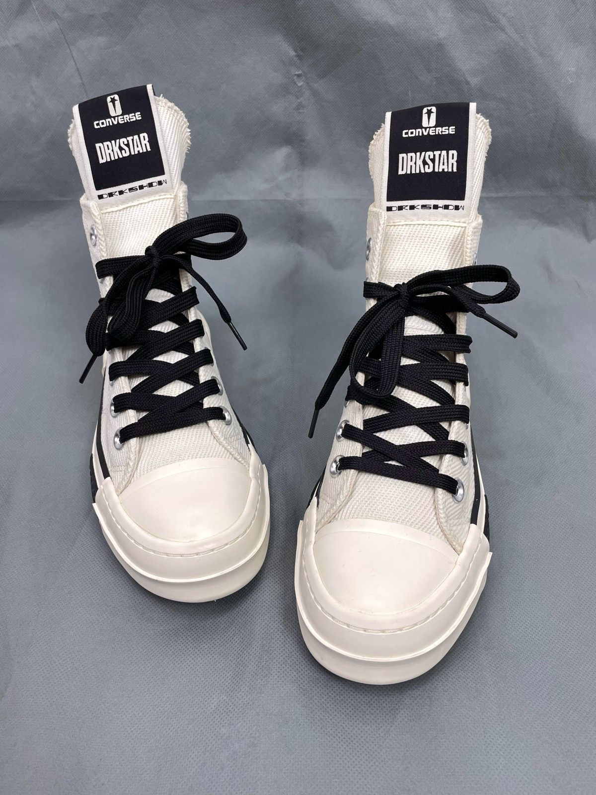 Converse × Rick Owens Drkshdw Rick Owens DRKSHDW x Converse DRKSTAR Chuck 70 Hi Size US 5.5 / IT 35.5 - 2 Thumbnail