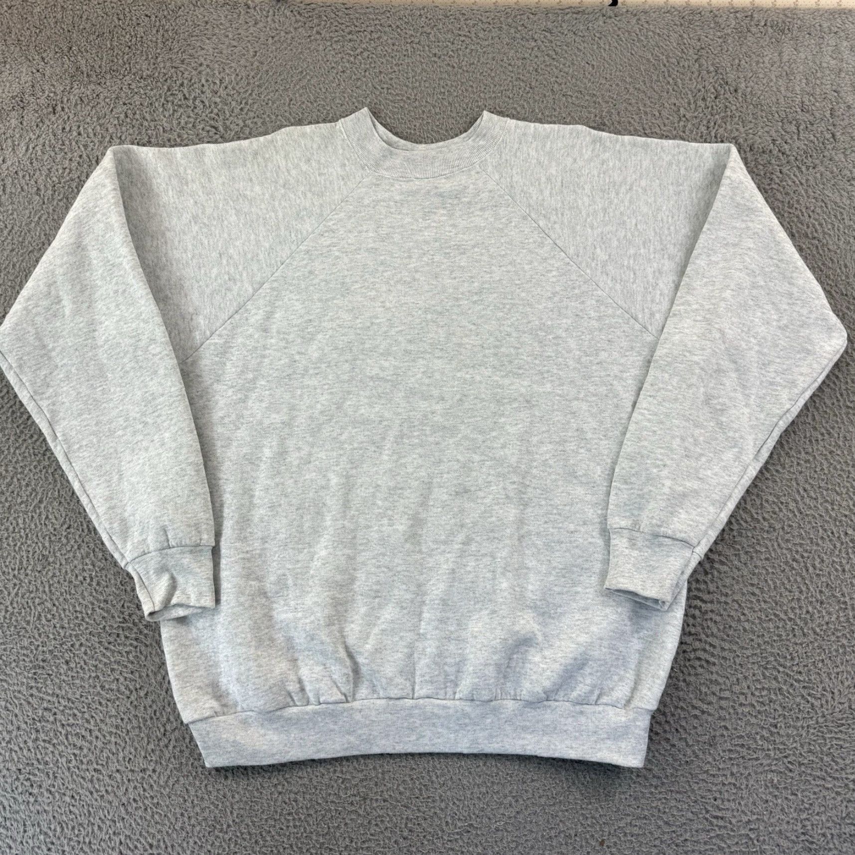 Fruit Of The Loom VINTAGE Fruit of the Loom Sweatshirt Mens XL Gray Raglan Crest 90s USA Shirt Size US XL / EU 56 / 4 - 7 Thumbnail