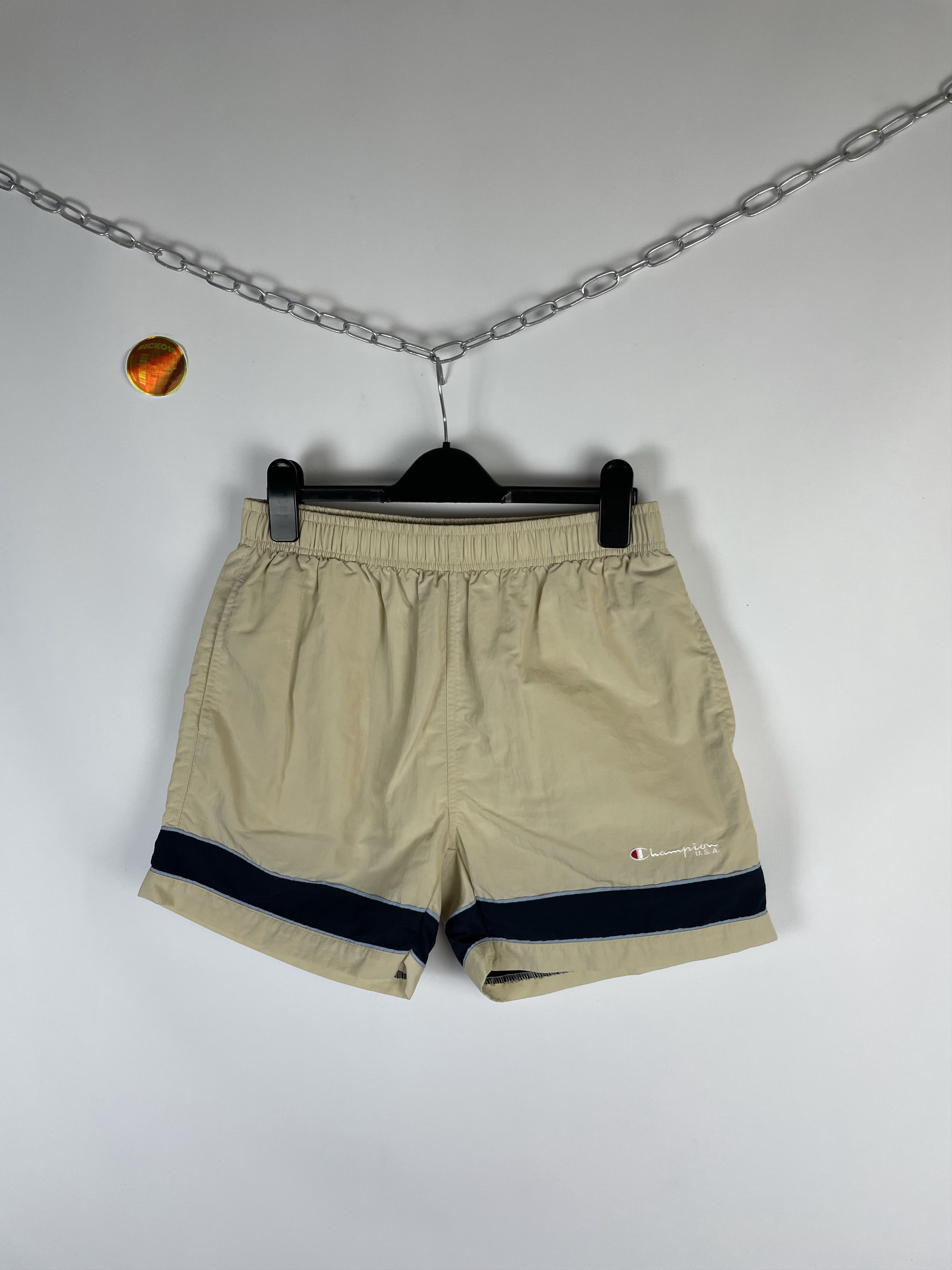 Champion Vintage Champion Shorts Nylon Casual Y2K Size US 32 / EU 48 - 3 Thumbnail
