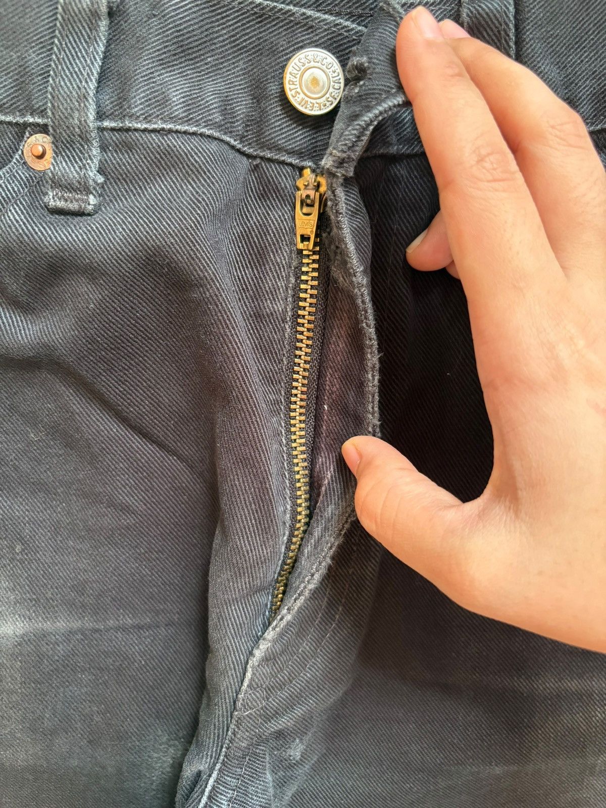 Levi's Vintage 90s Levis 537 Distressed Ripped Bootcut Flare Jeans Size US 30 / EU 46 - 3 Thumbnail