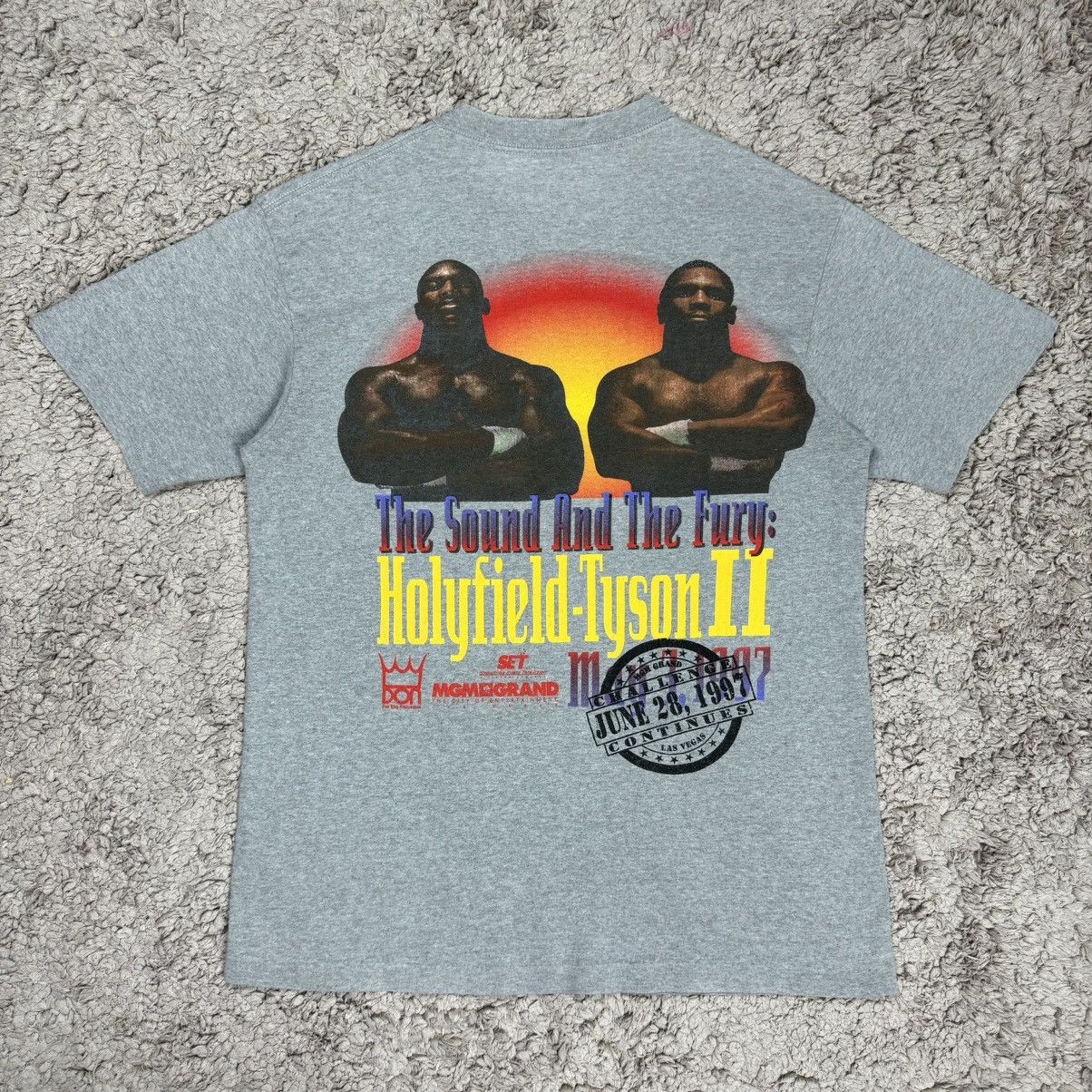 Vintage Vintage Mike Tyson VS Holyfield T-shirt Size US M / EU 48-50 / 2 - 1 Thumbnail