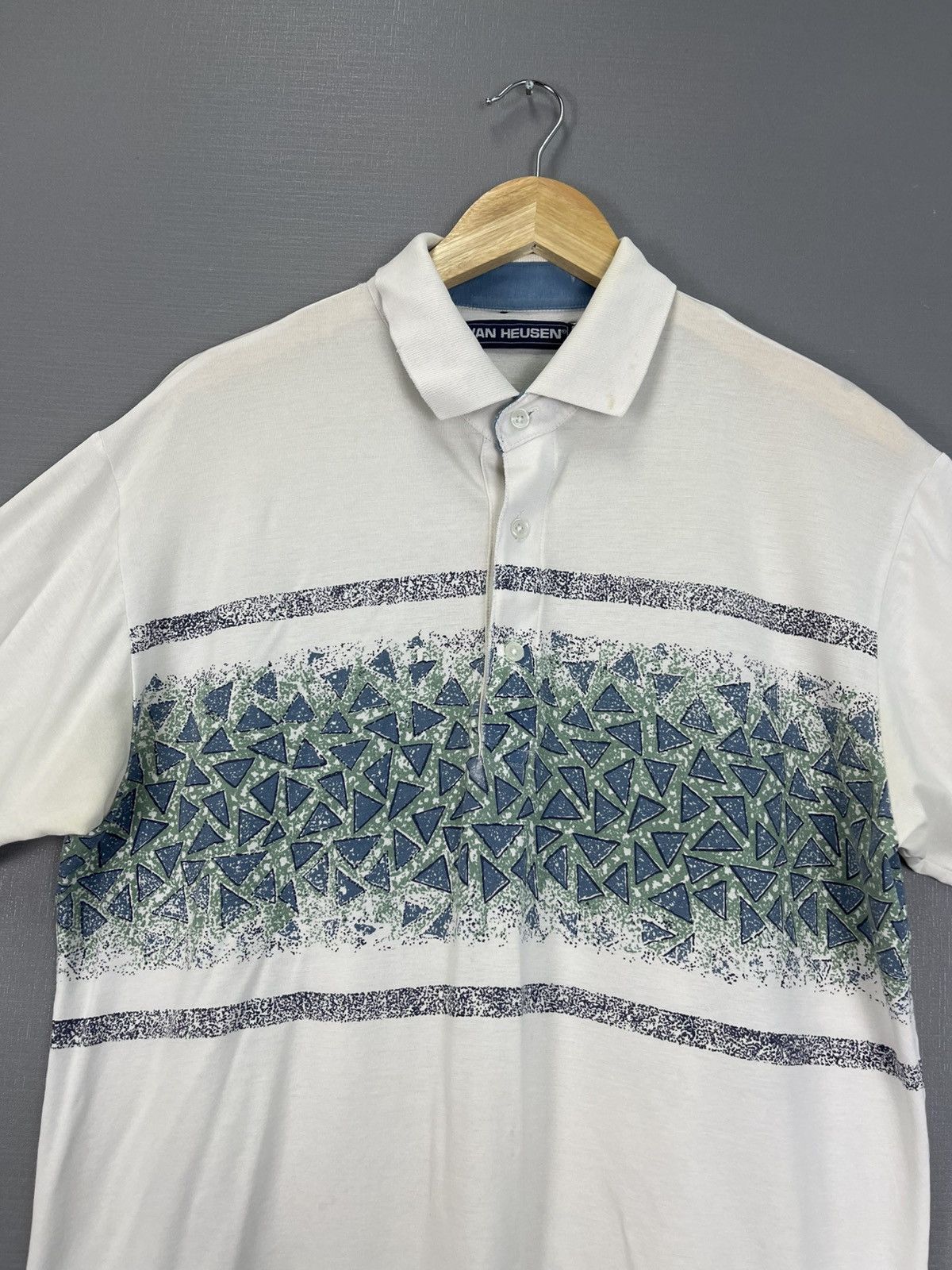 Vintage Vintage Van Heusen Polo Shirt Size US L / EU 52-54 / 3 - 5 Thumbnail
