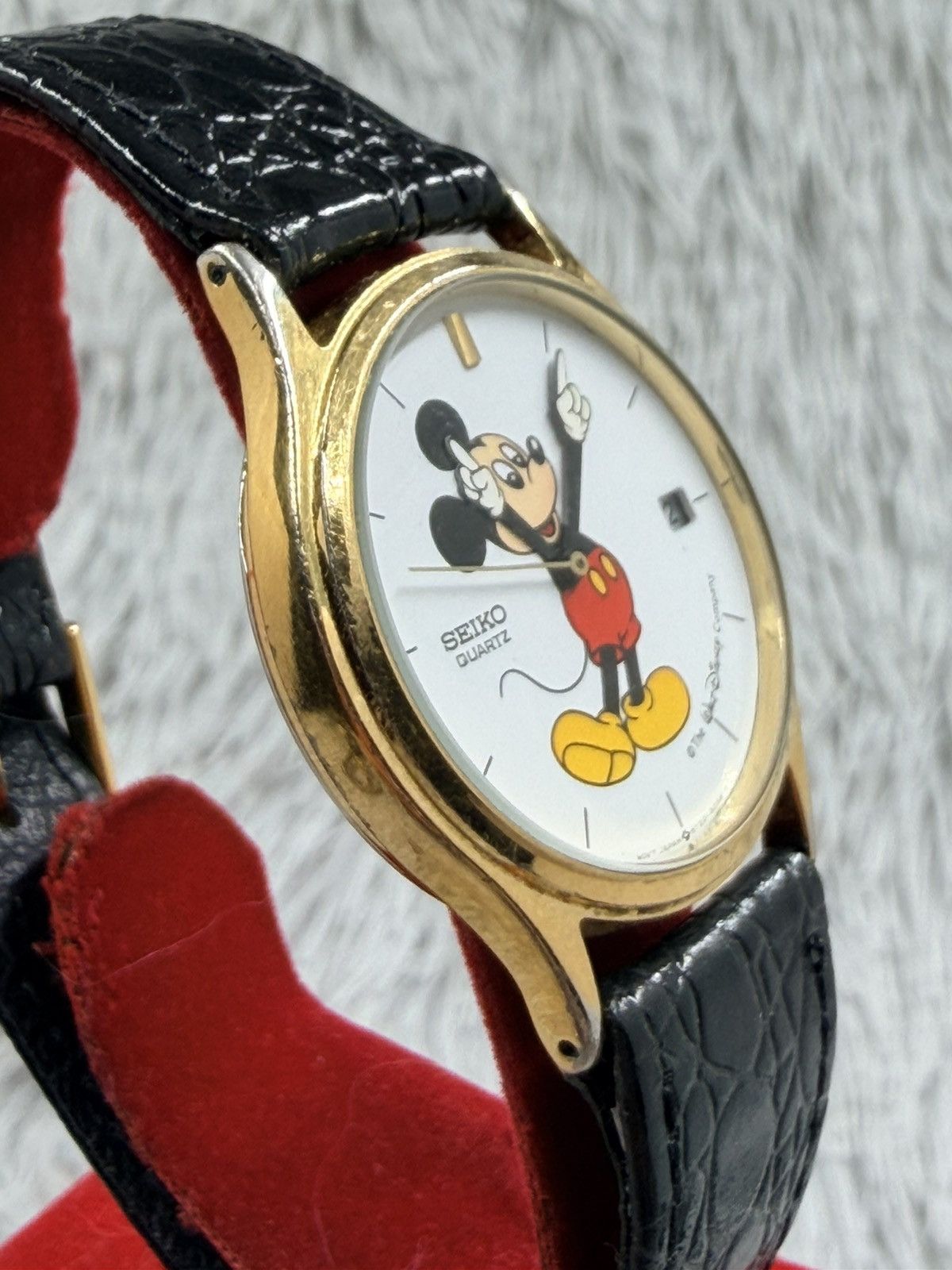 Seiko Vintage SEIKO Mickey Mouse Hand Moving Quartz Men’s Watch Size ONE SIZE - 6 Thumbnail