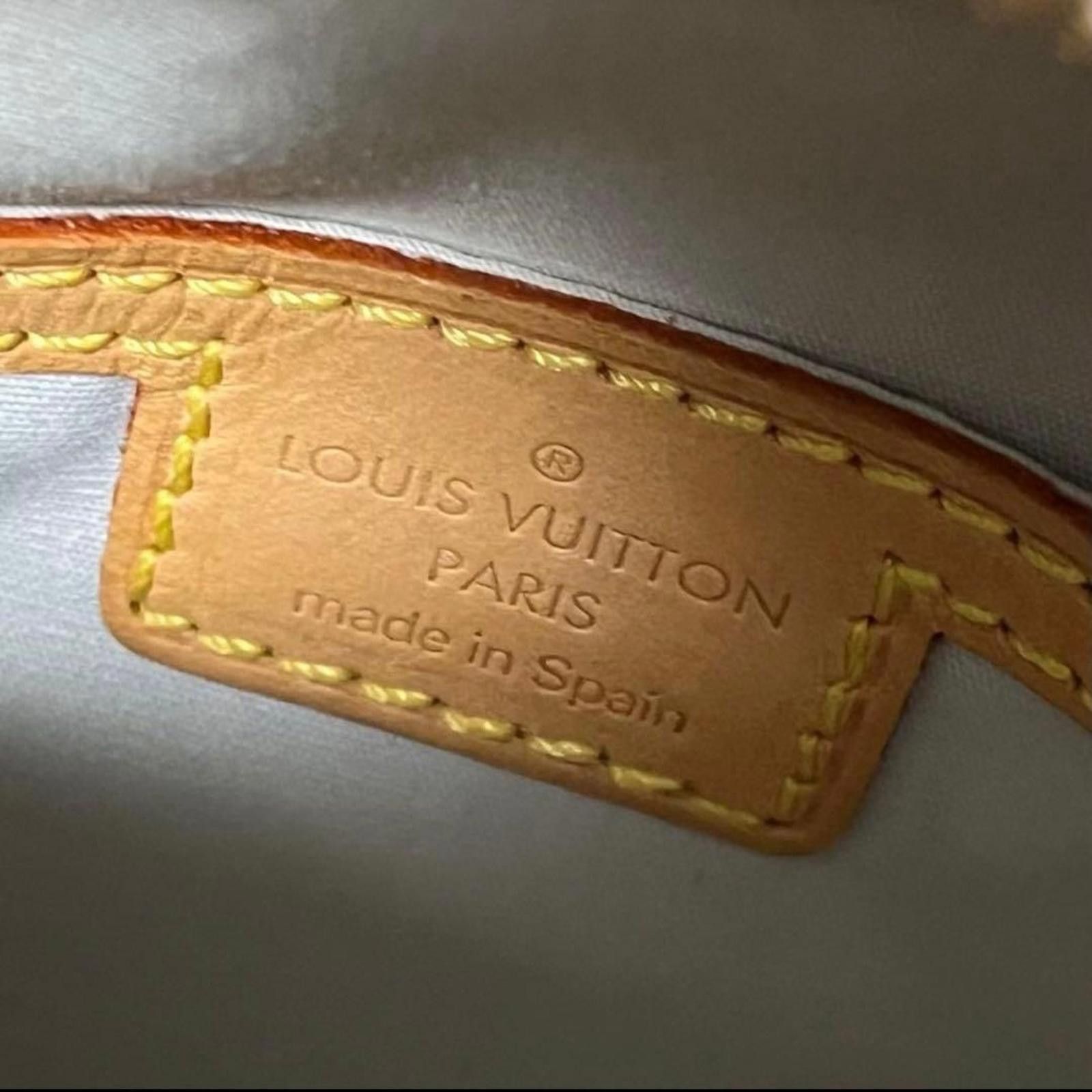 Louis Vuitton Louis Vuitton - Monogram Canvas Round Crossbody Bag Size ONE SIZE - 5 Thumbnail