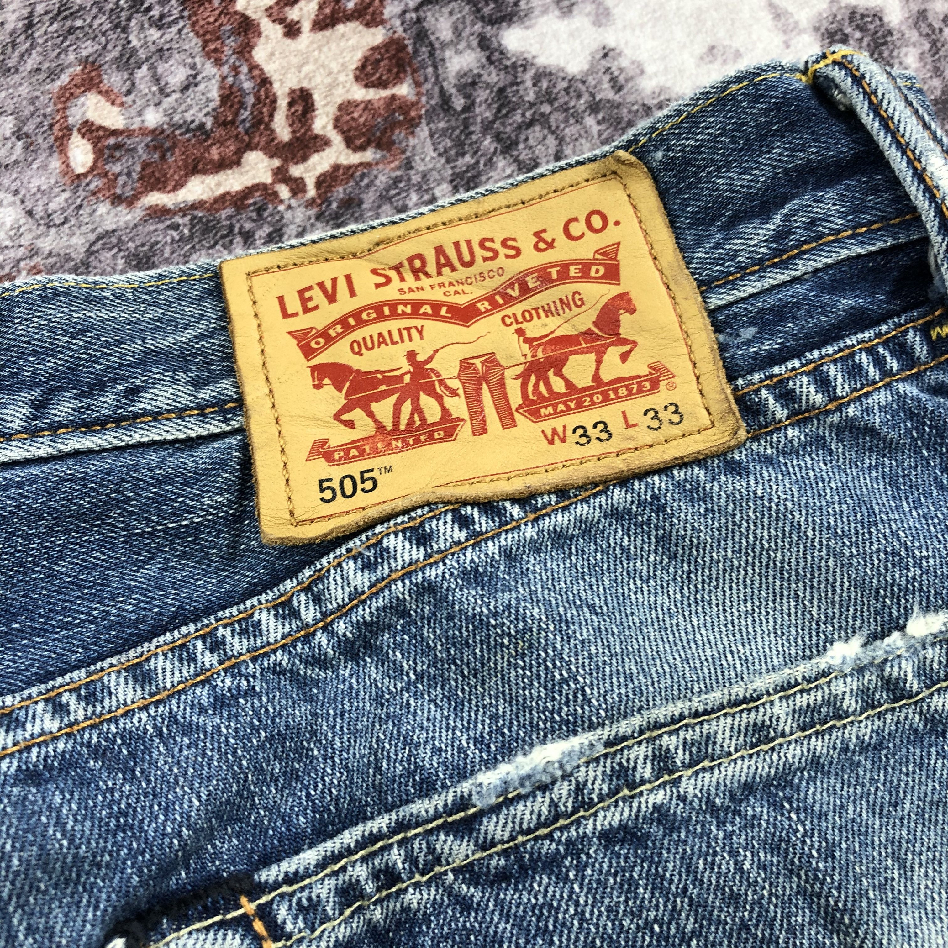 Levi's × Vintage Vintage Blue Wash Levis 505 Jeans-JM2210 Size US 35 - 6 Thumbnail