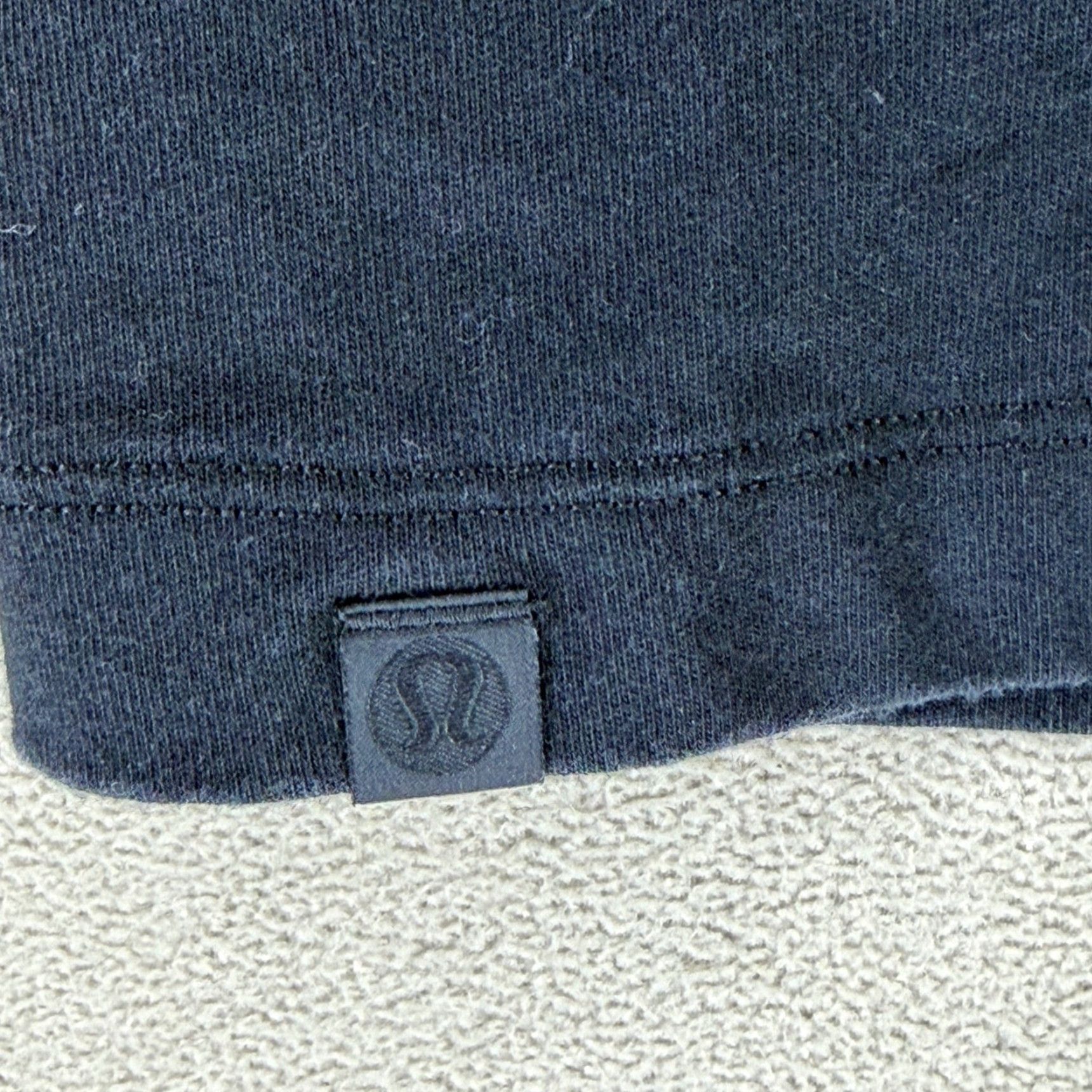 Lululemon Lululemon TShirt Mens XL Black Crew Neck Short Sleeve Casual Athleisure Top Size US XL / EU 56 / 4 - 6 Thumbnail