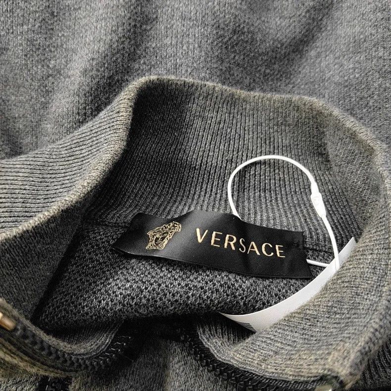 Versace Versace Wool-blend crewneck, long-sleeved sweater Size XS / US 0-2 / IT 36-38 - 5 Thumbnail