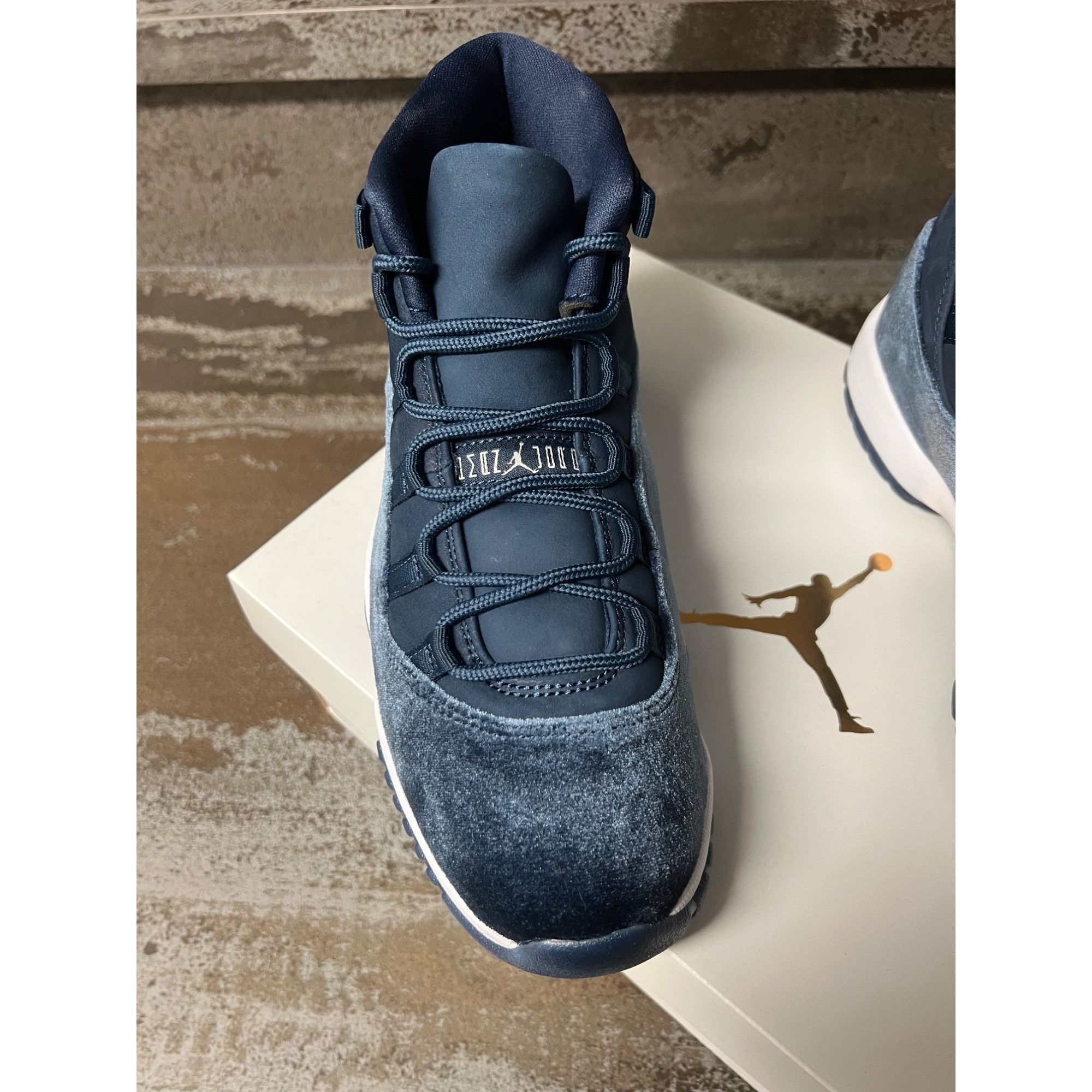 Nike Jordan 11 Retro Midnight Navy Women's Size 9- AR0715-441 Size US 9 / IT 39 - 4 Thumbnail