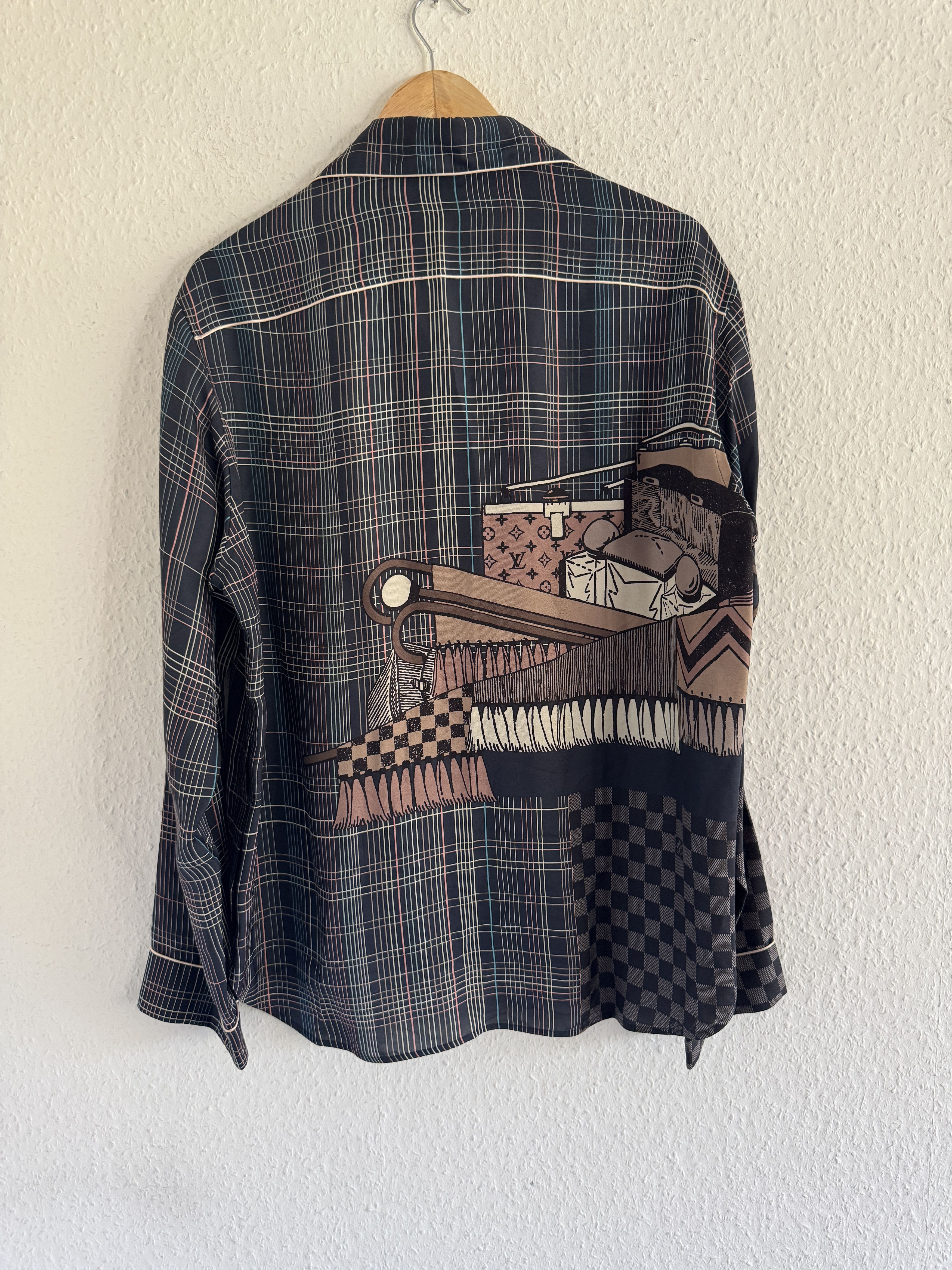 Louis Vuitton Prêt-à-Partir Silk Pyjama Shirt Size US L / EU 52-54 / 3 - 8 Thumbnail