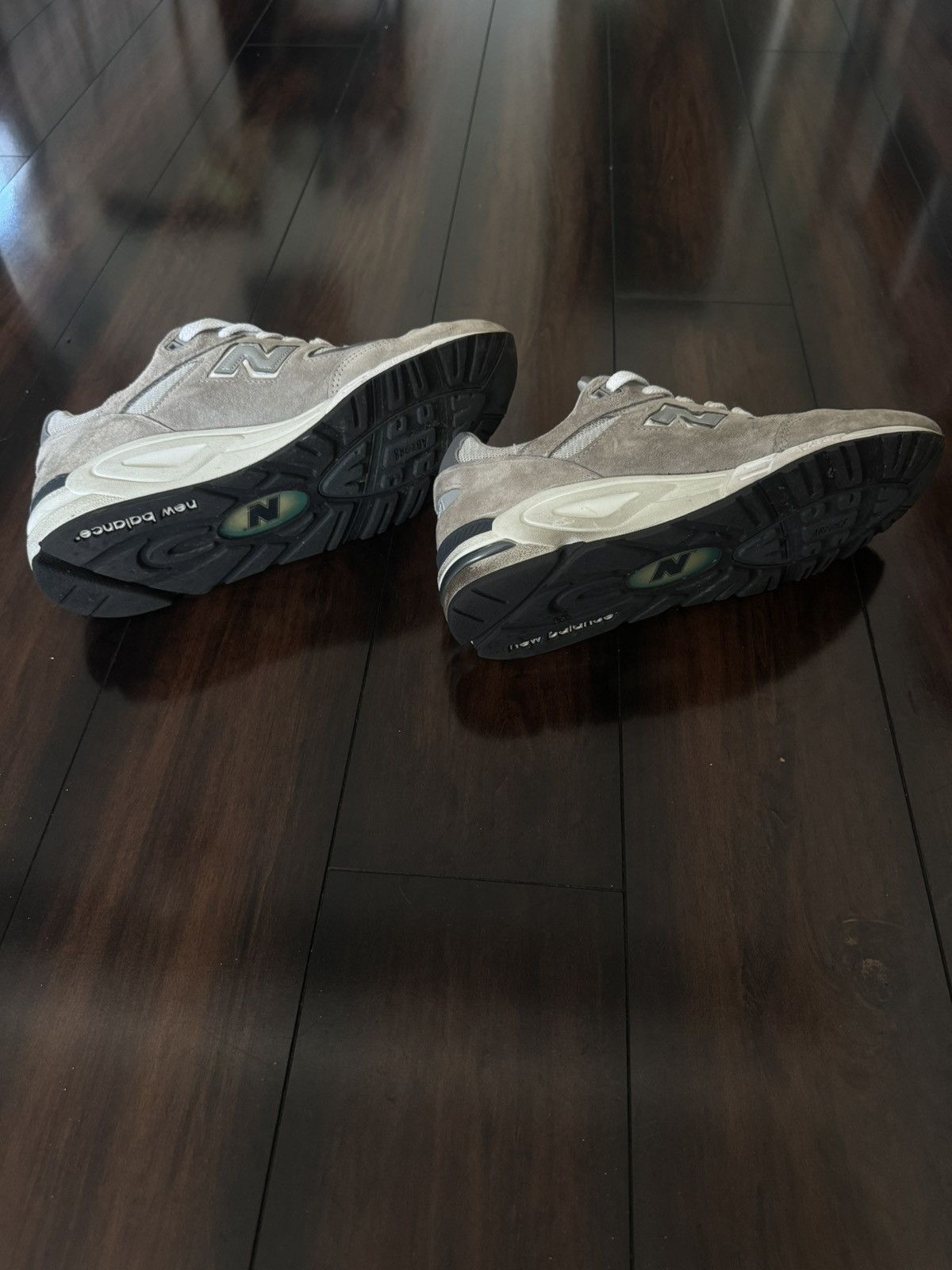 New Balance New Balance 990v2 Made in USA Size US 10 / EU 43 - 5 Thumbnail