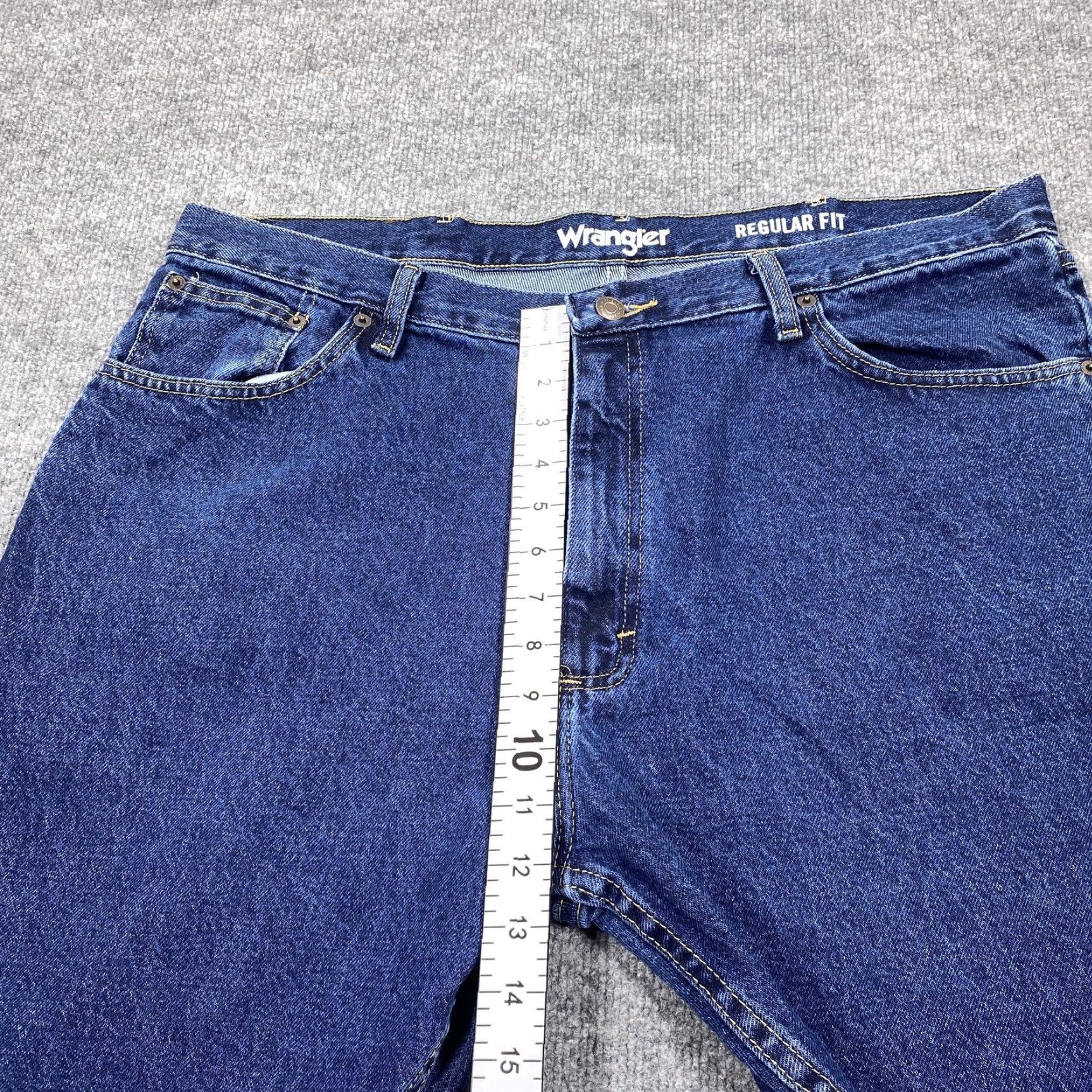 Wrangler Wrangler Jeans Mens 40x30 Blue Regular Fit Straight Leg Denim Medium Wash Jeans Mens 40x30 Blue Regular Fit Straight Leg Denim Medium Wash Size US 40 / EU 56 - 5 Thumbnail