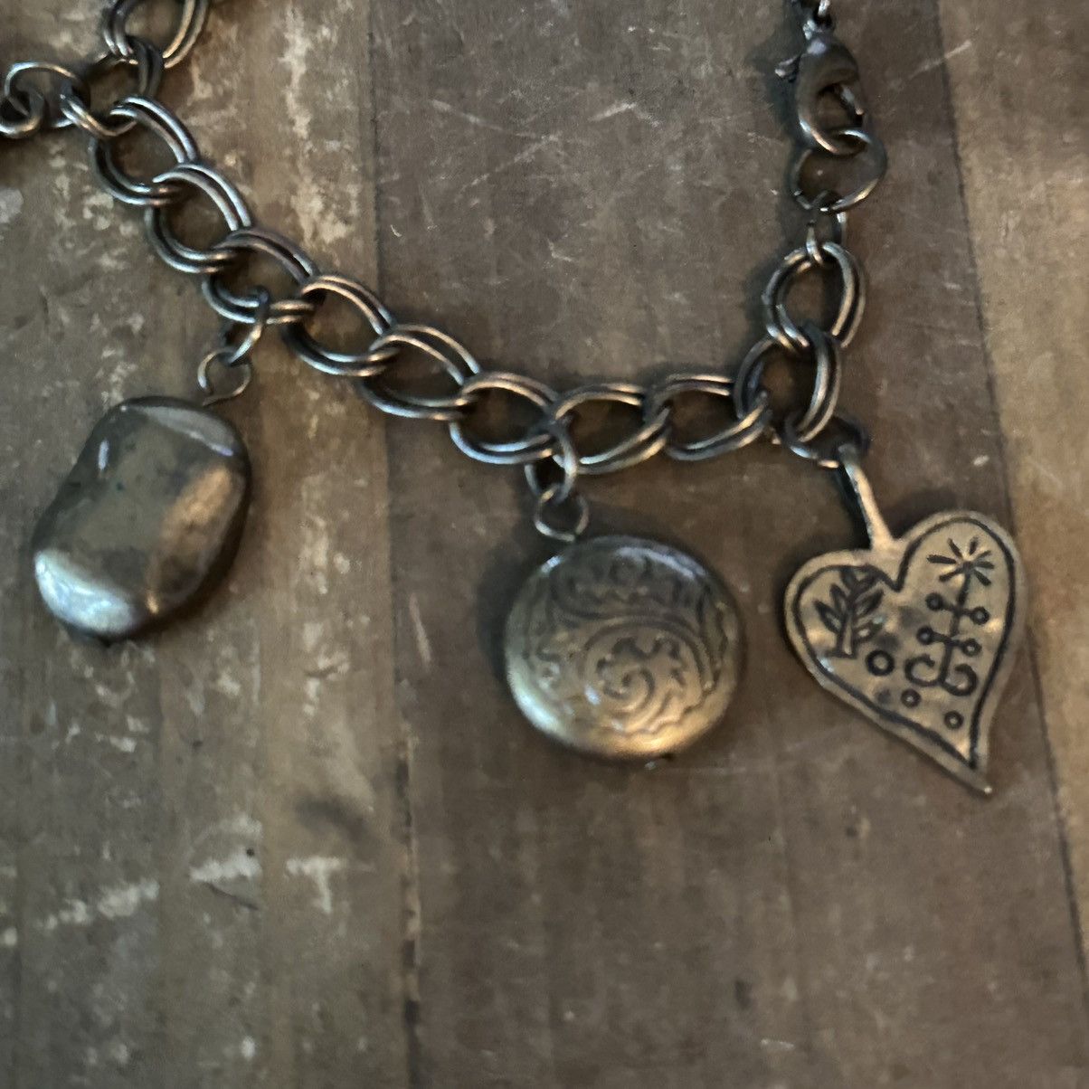 Other Bronze tone charm bracelet Size ONE SIZE - 5 Thumbnail