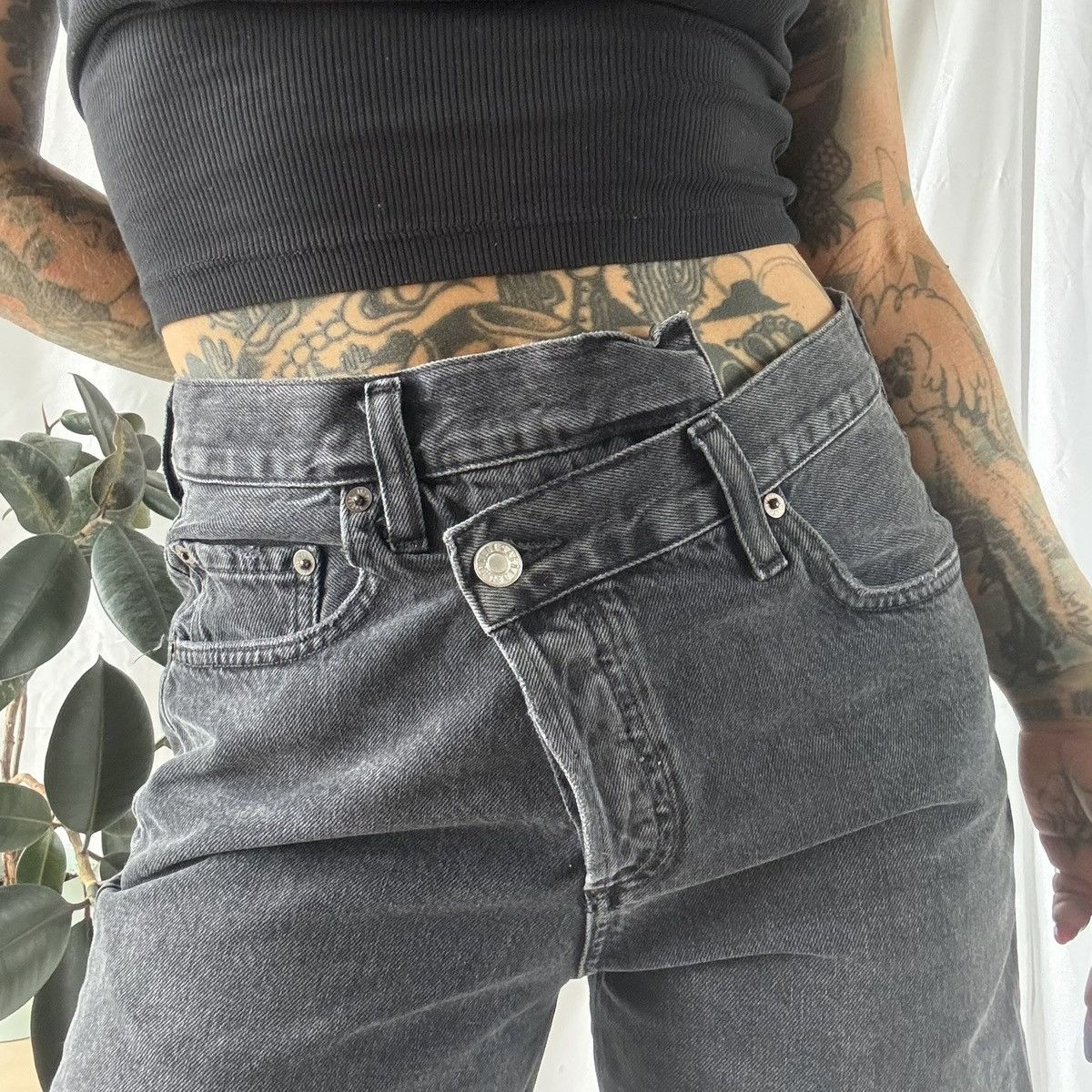 Agolde Agolde criss cross denim shorts Size 25" / US 0 / IT 36 - 2 Thumbnail