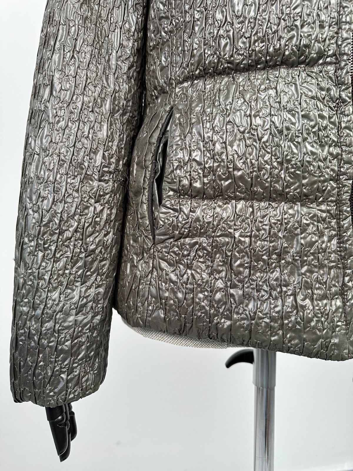 Moncler Vintage MONCLER Pleated Wrinkle Down Jackets Women’s Size 4 Size M / US 6-8 / IT 42-44 - 13 Thumbnail