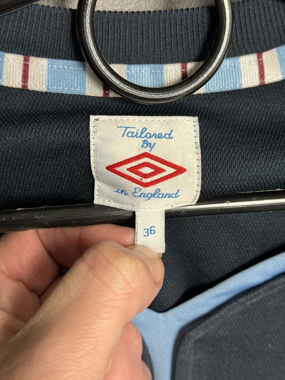 Umbro Manchester City 10/11 Away Nasri Football Jersey Size US M / EU 48-50 / 2 - 8 Thumbnail