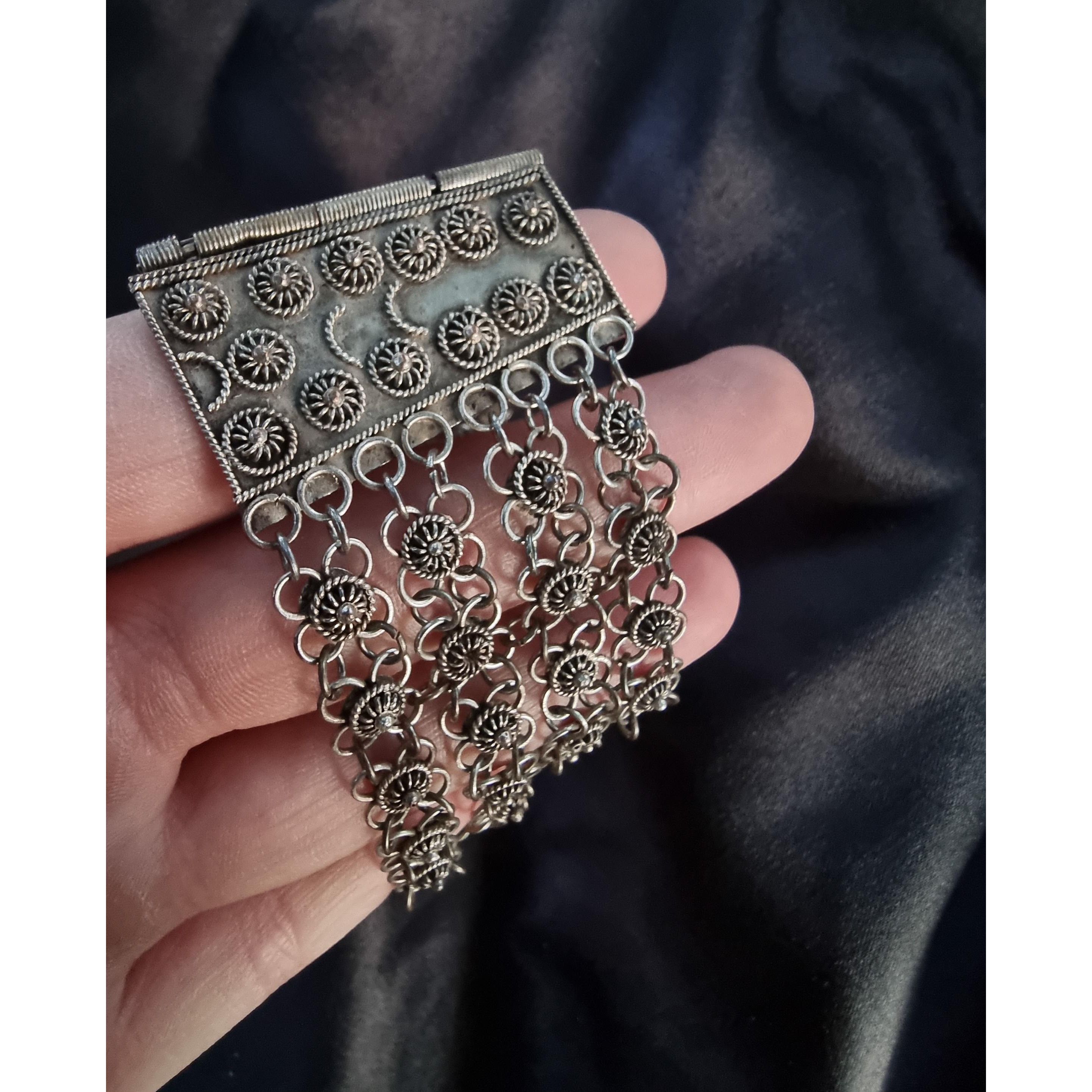 Other Vintage Antique Bracelet Trombone Slide Closure Silver Tone Size ONE SIZE - 3 Thumbnail