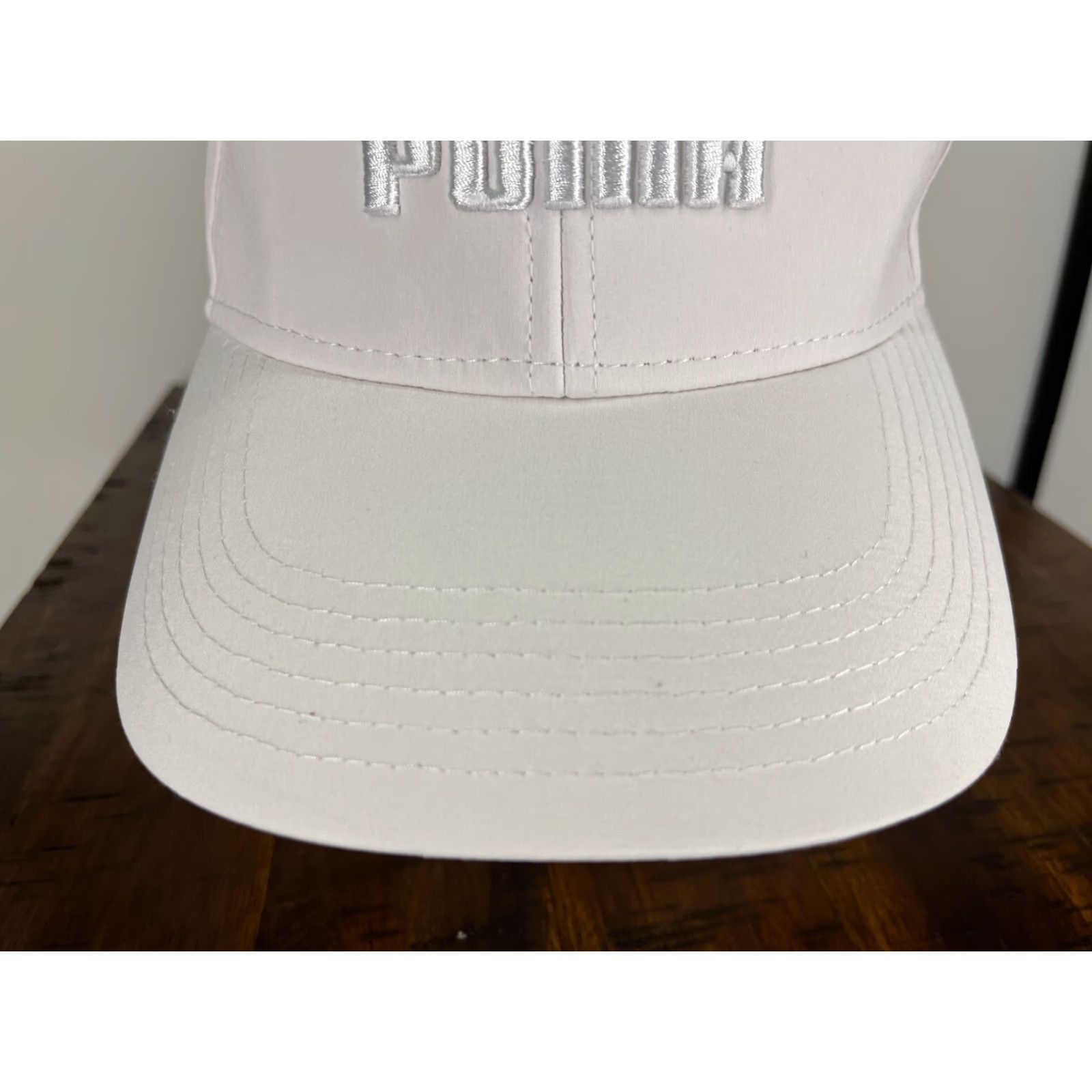 Puma PUMA Hat Cap Fitted Adult Medium White Embroidered Polyester Spandex Blend Golf Hat/Cap Modern Logo Size ONE SIZE - 3 Thumbnail