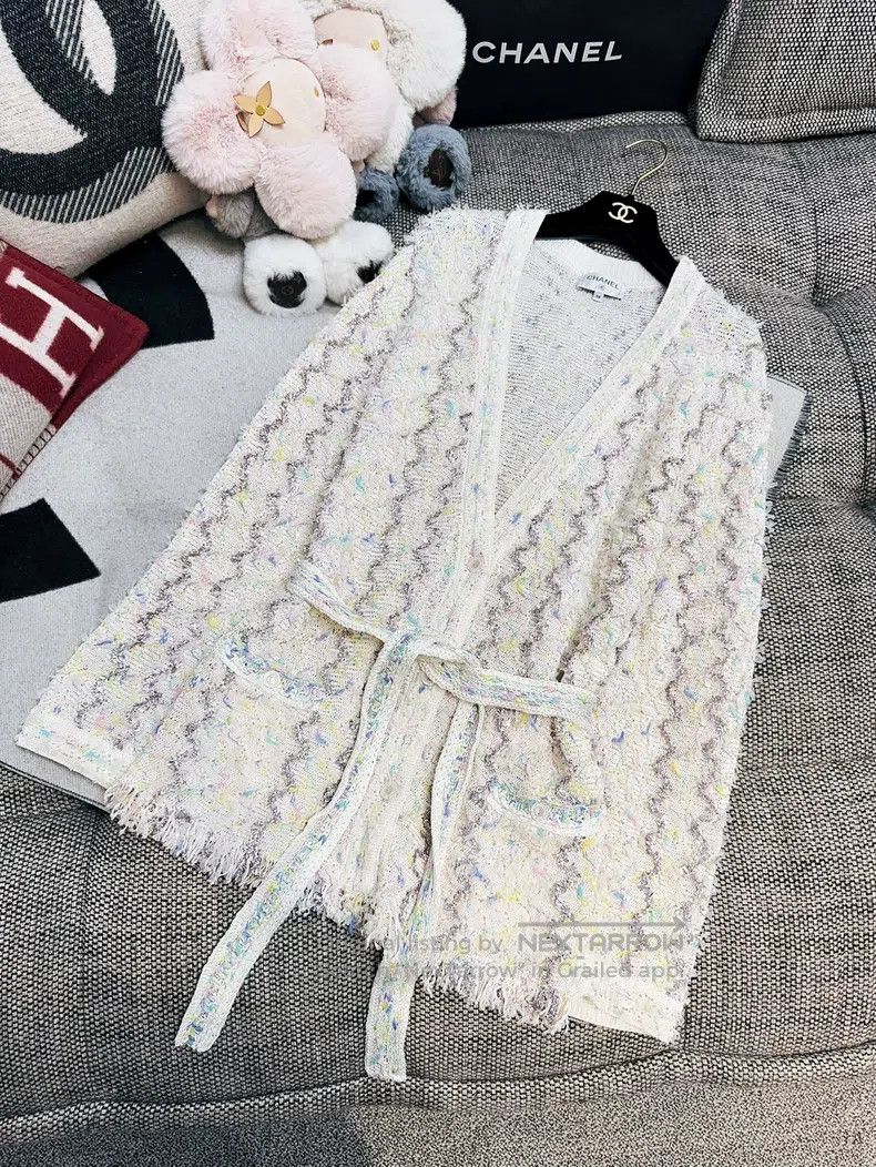 Chanel Chanel 22P beige sequin phantom striped tassel knitted lon Size XS / US 0-2 / IT 36-38 - 9 Thumbnail