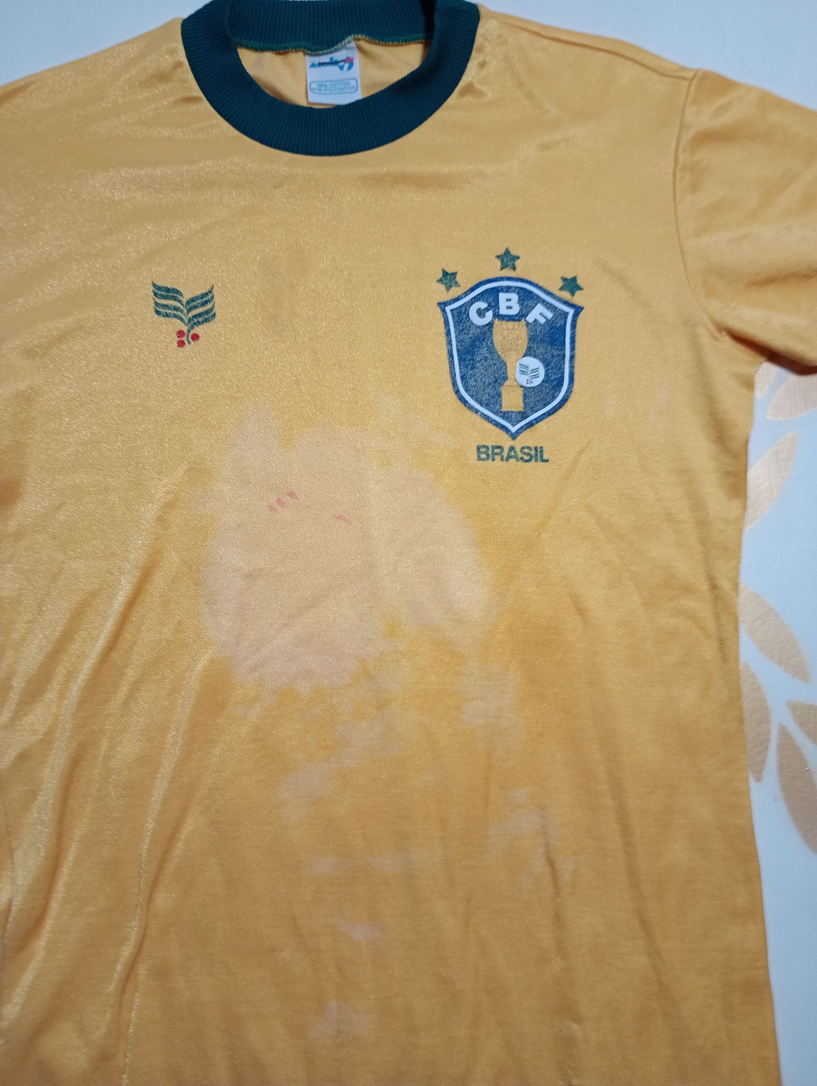 Vintage Aqatas Brazil Home Jersey World Cup 1982 Size US L / EU 52-54 / 3 - 4 Thumbnail